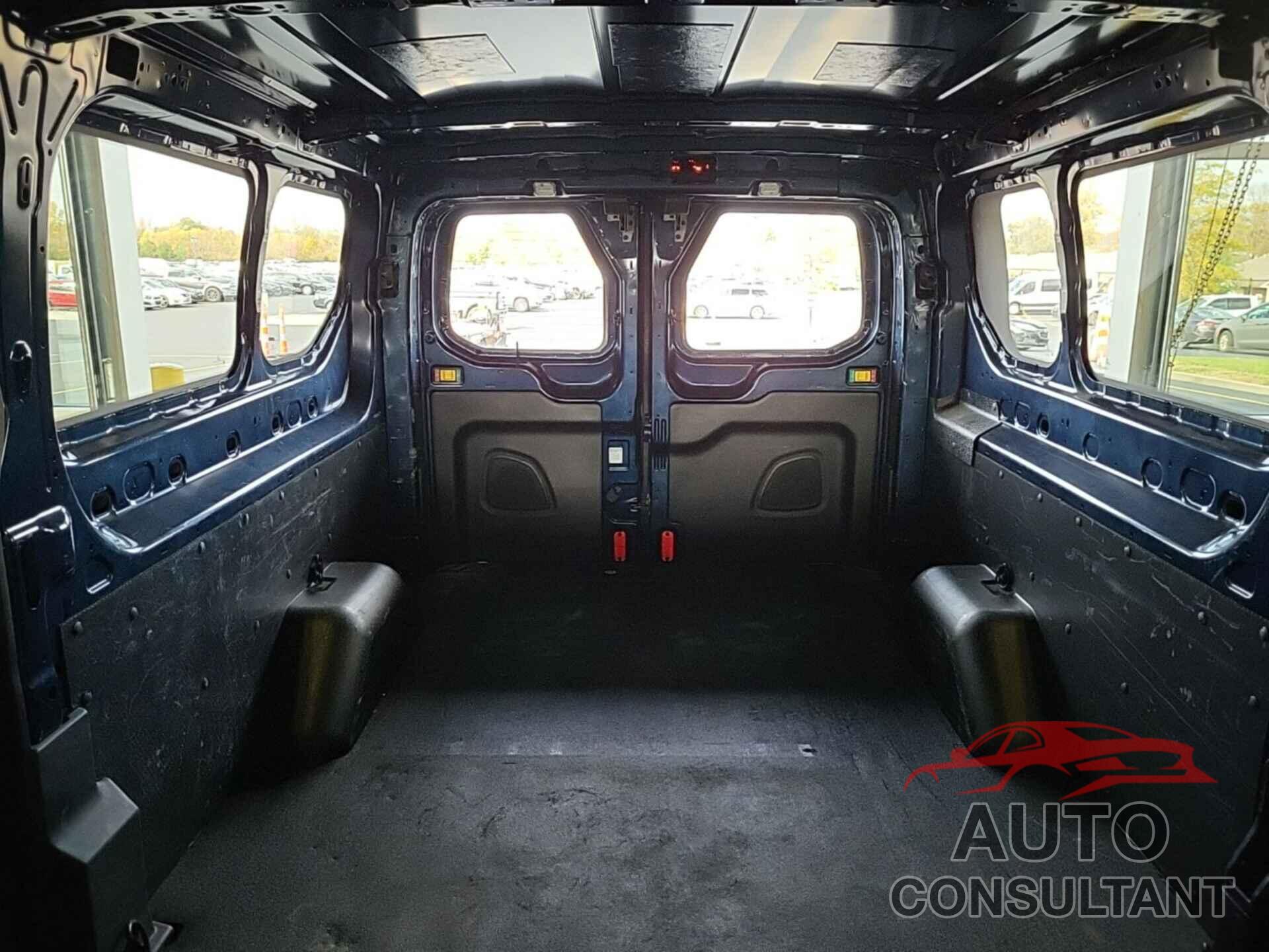 FORD TRANSIT-150 2017 - 1FTYE9ZM4HKA62421