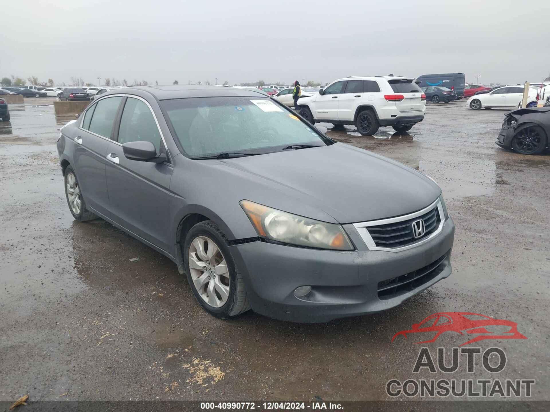 HONDA ACCORD 2010 - 1HGCP3F84AA012429