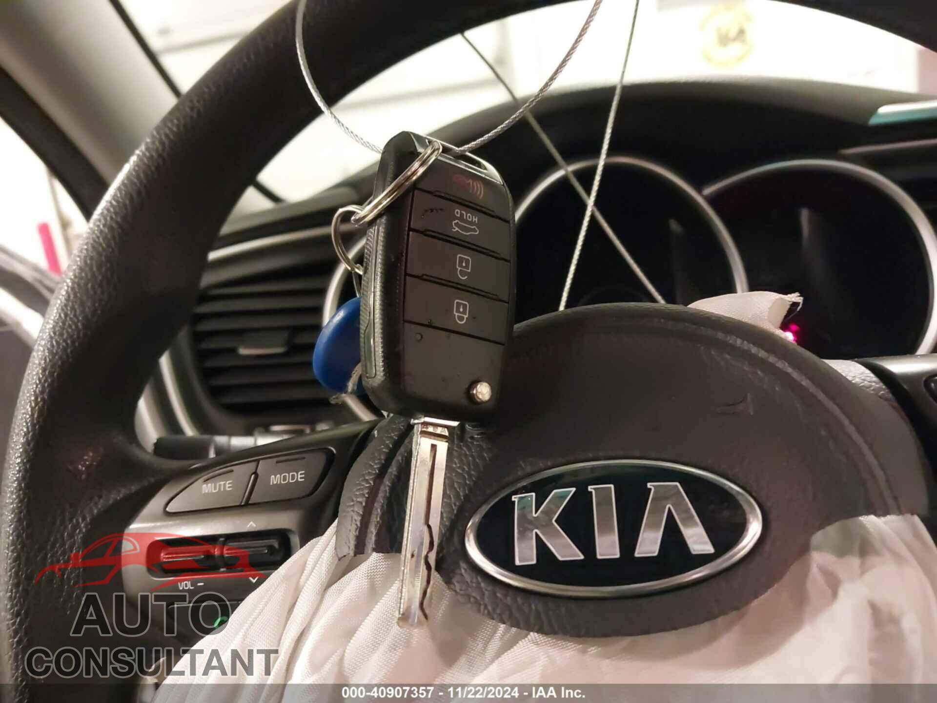 KIA OPTIMA 2015 - KNAGM4A77F5631343