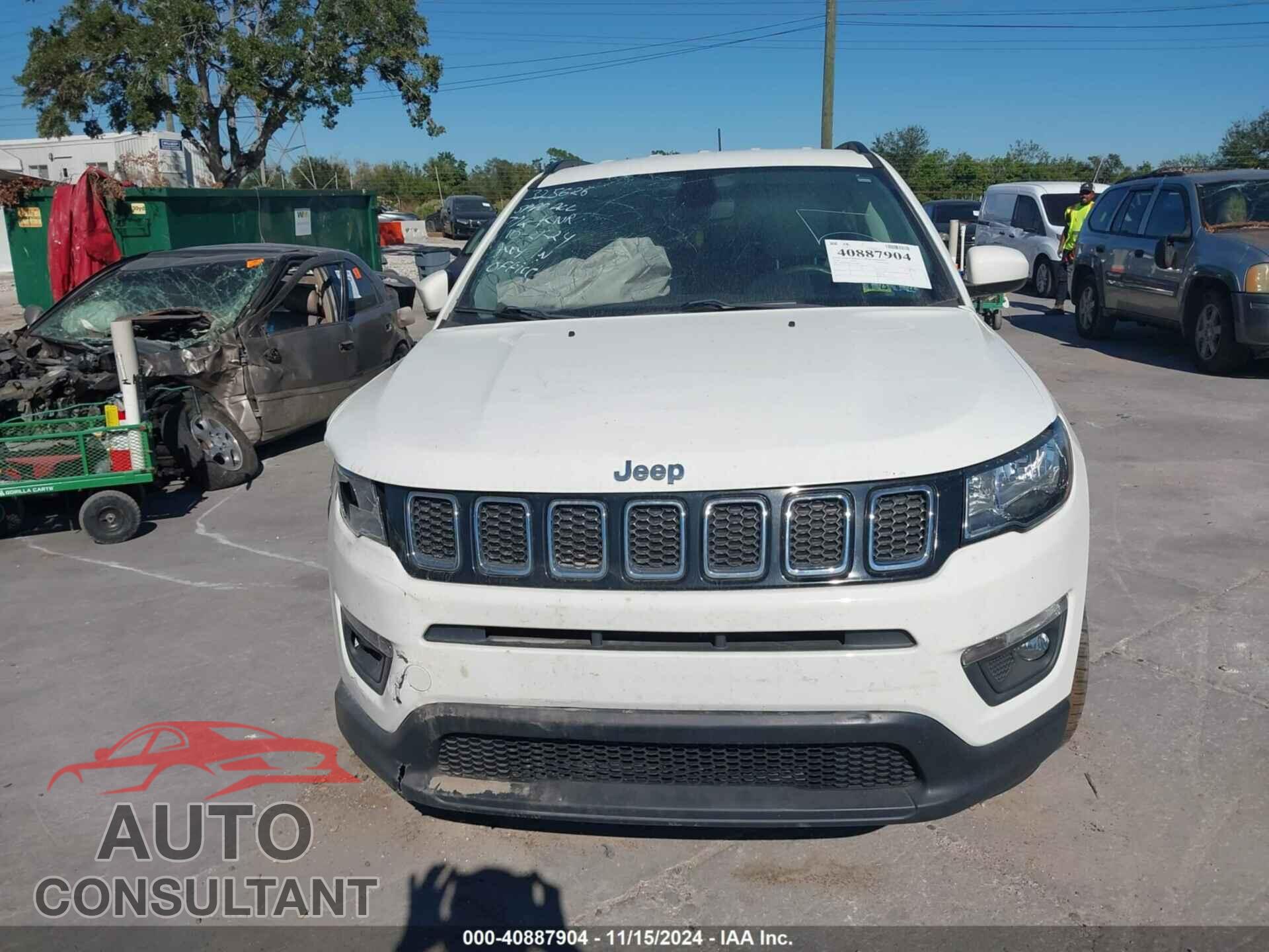 JEEP COMPASS 2018 - 3C4NJDBB8JT457488