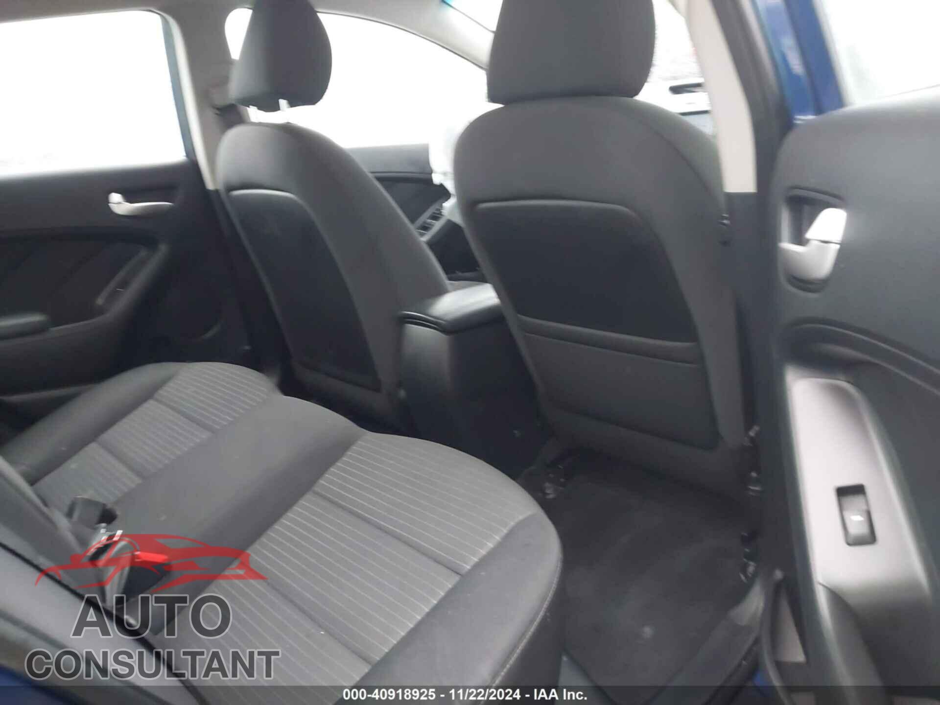 KIA FORTE 2018 - 3KPFL4A73JE192060