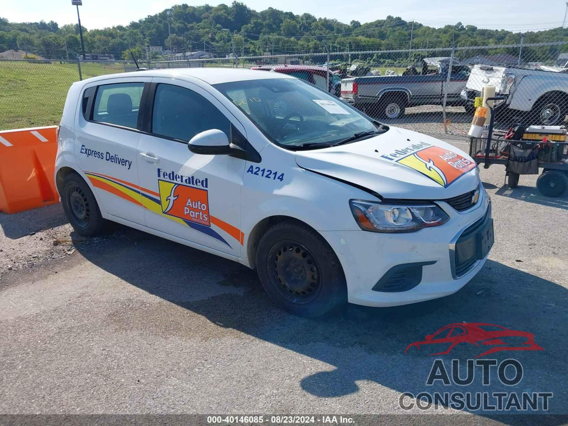 CHEVROLET SONIC 2019 - 1G1JG6SBXK4129997