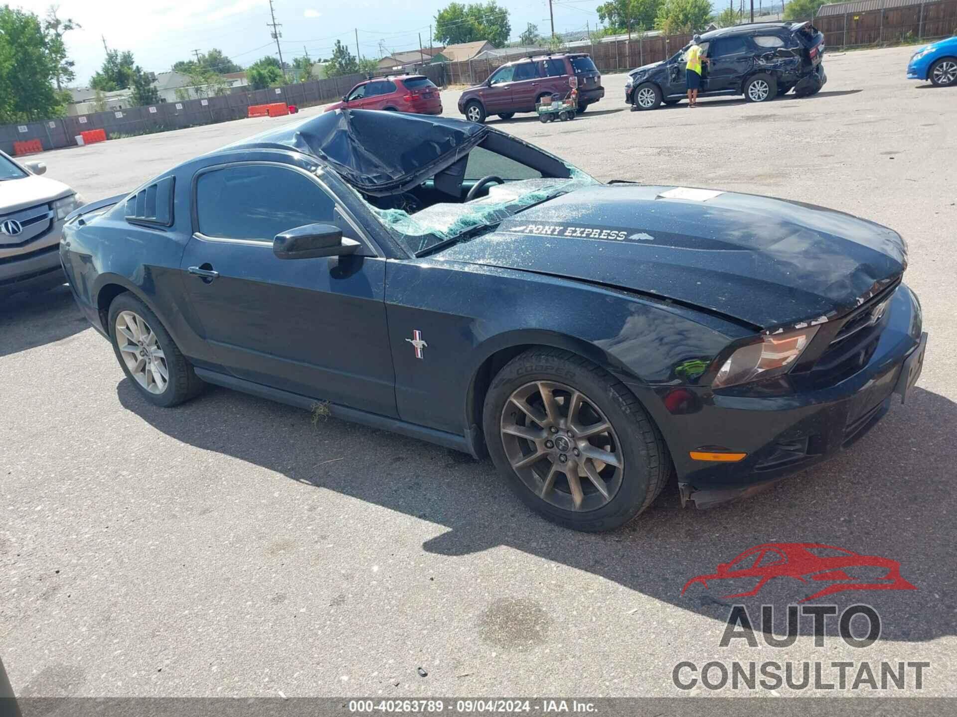 FORD MUSTANG 2011 - 1ZVBP8AM8B5162059