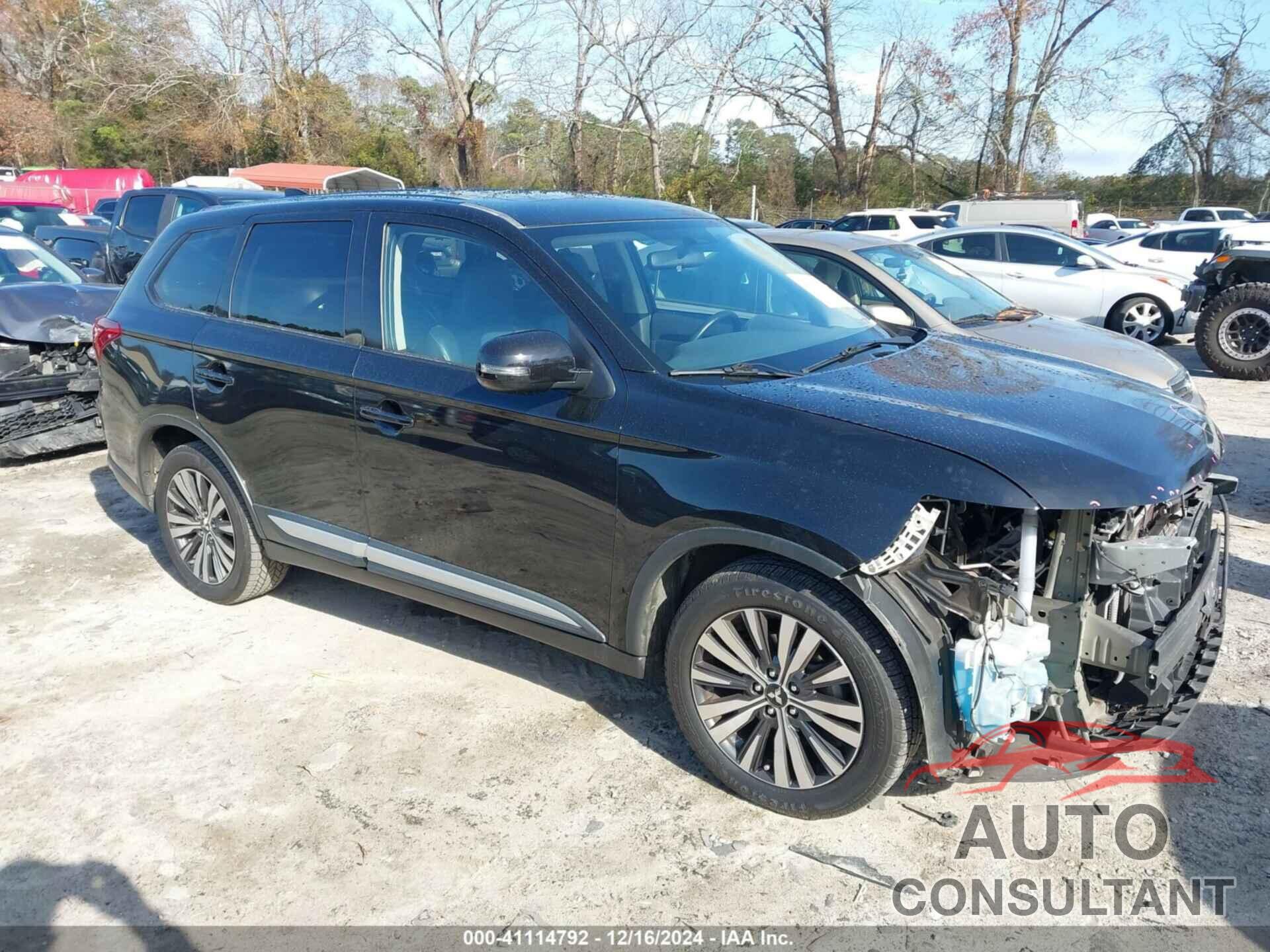 MITSUBISHI OUTLANDER 2019 - JA4AD3A39KZ013809