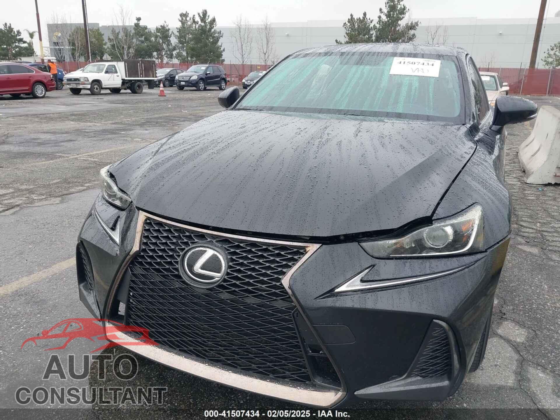 LEXUS IS 300 2019 - JTHBA1D25K5084117