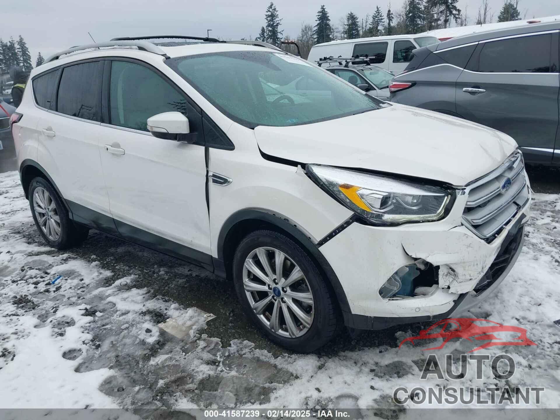 FORD ESCAPE 2018 - 1FMCU9J99JUC10394