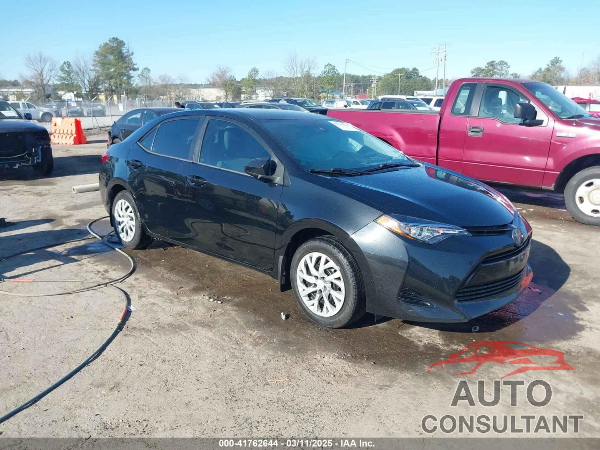 TOYOTA COROLLA 2018 - 2T1BURHE2JC078434