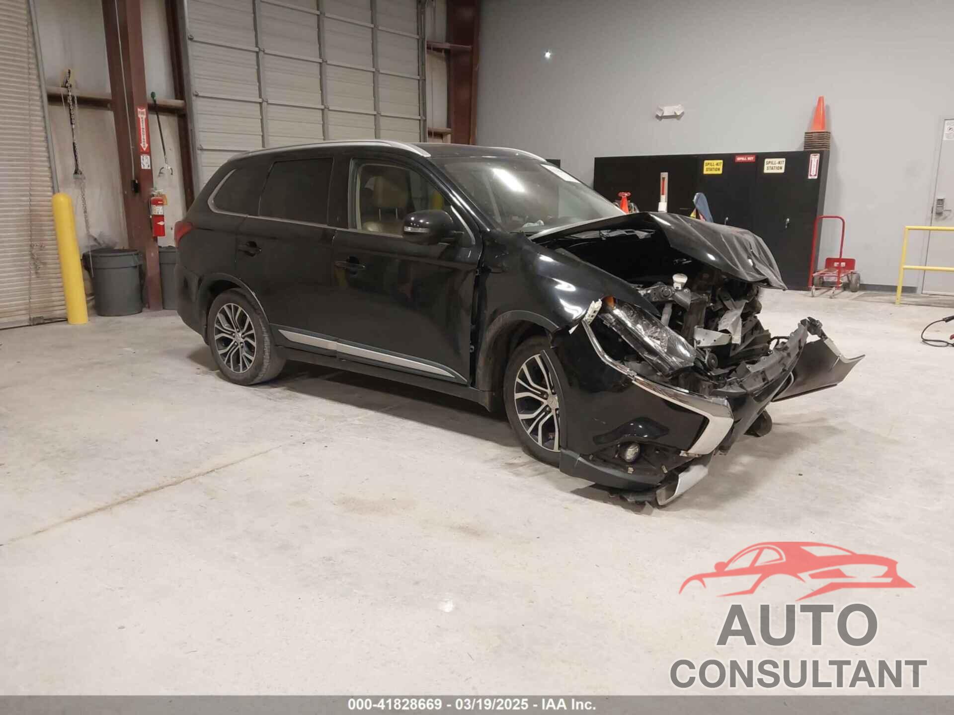 MITSUBISHI OUTLANDER 2018 - JA4AD3A34JZ054167