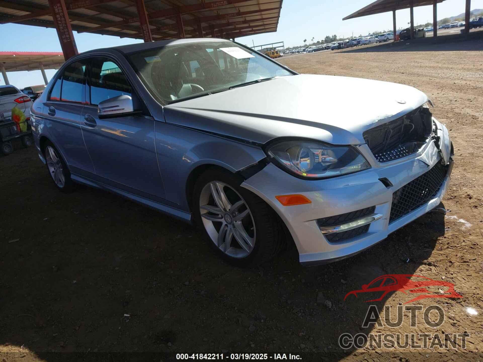 MERCEDES-BENZ C 250 2013 - WDDGF4HB8DF973565