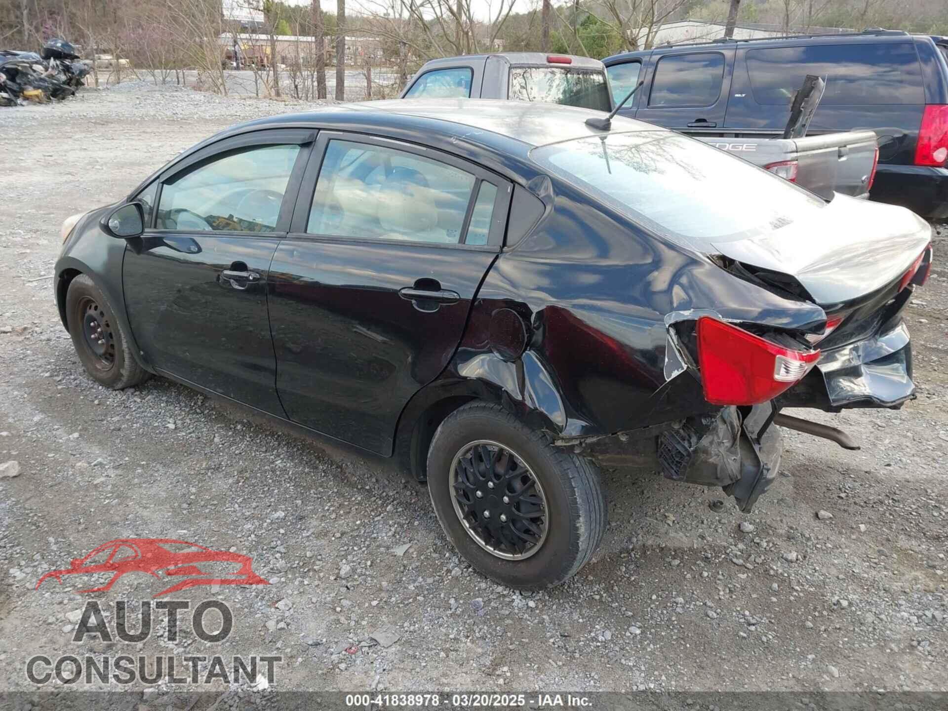 KIA RIO 2013 - KNADM4A37D6301810