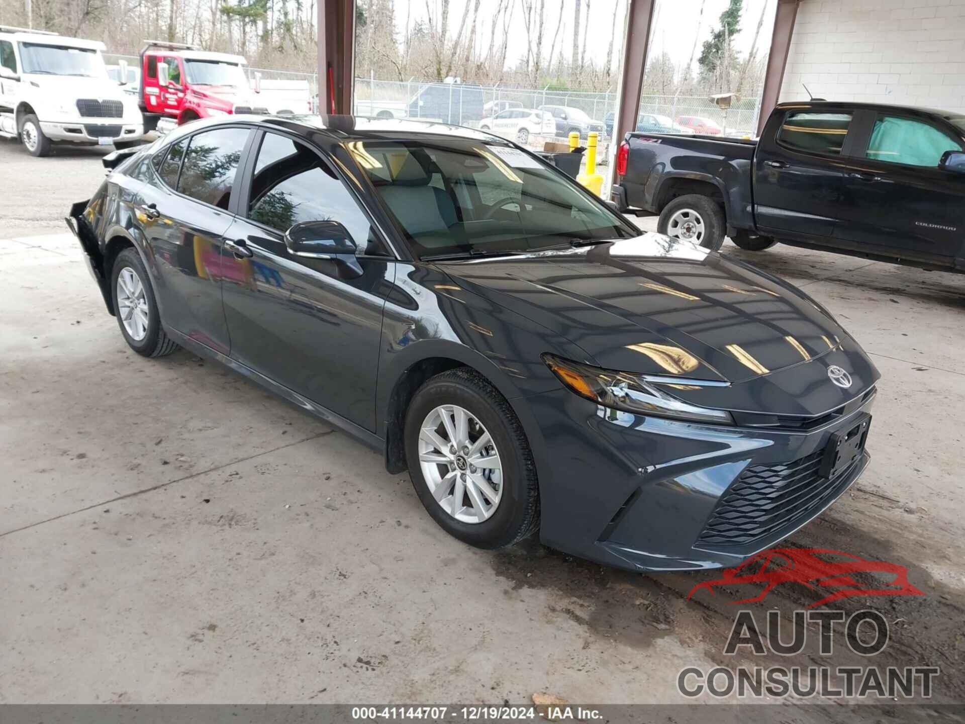 TOYOTA CAMRY 2025 - 4T1DAACK5SU074247