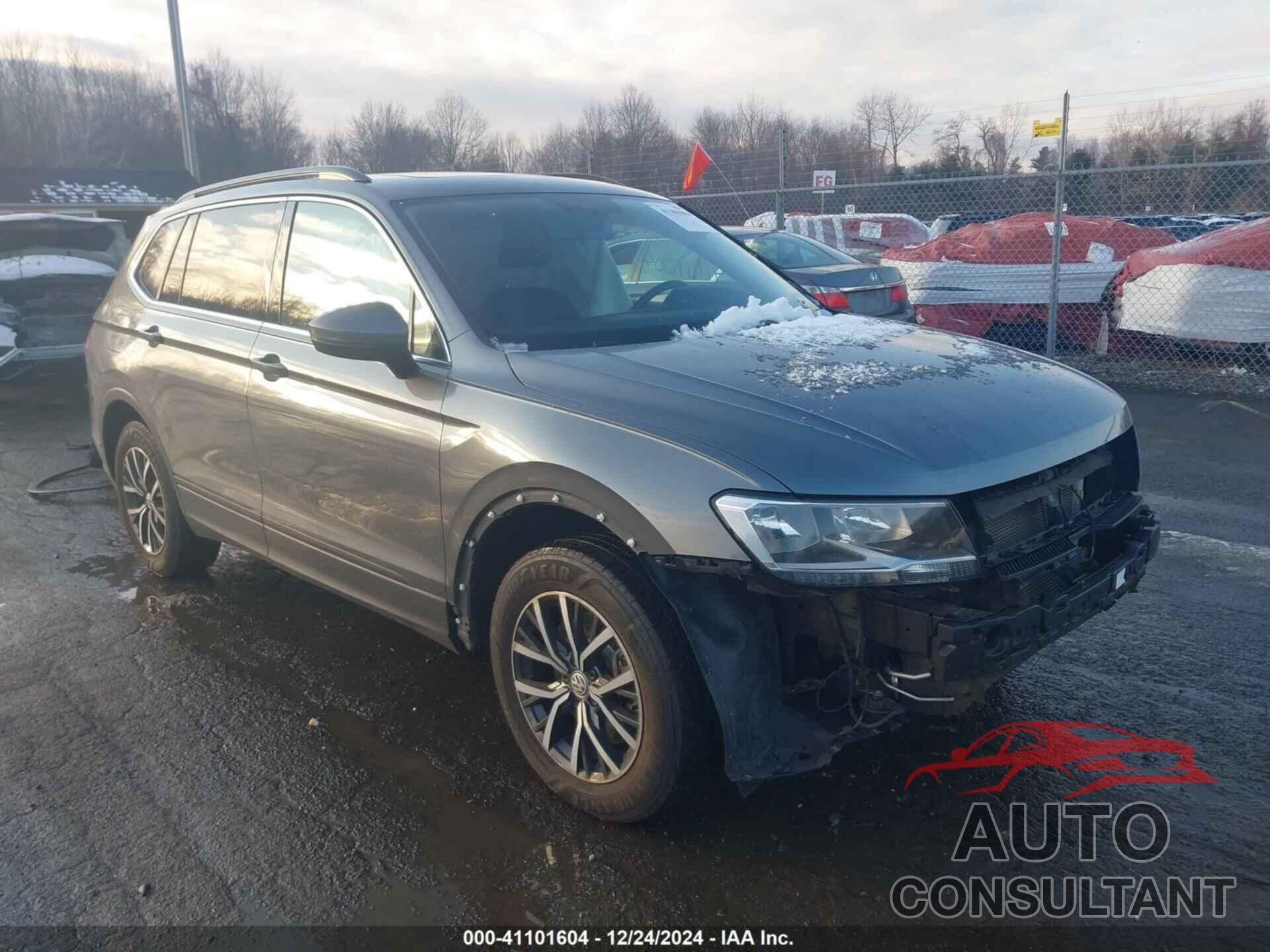 VOLKSWAGEN TIGUAN 2019 - 3VV2B7AX3KM010479