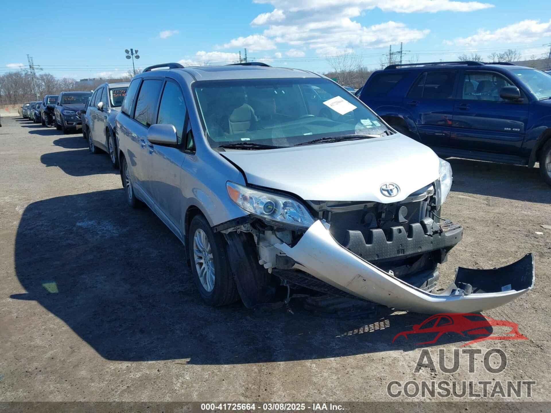 TOYOTA SIENNA 2017 - 5TDYZ3DC0HS784509
