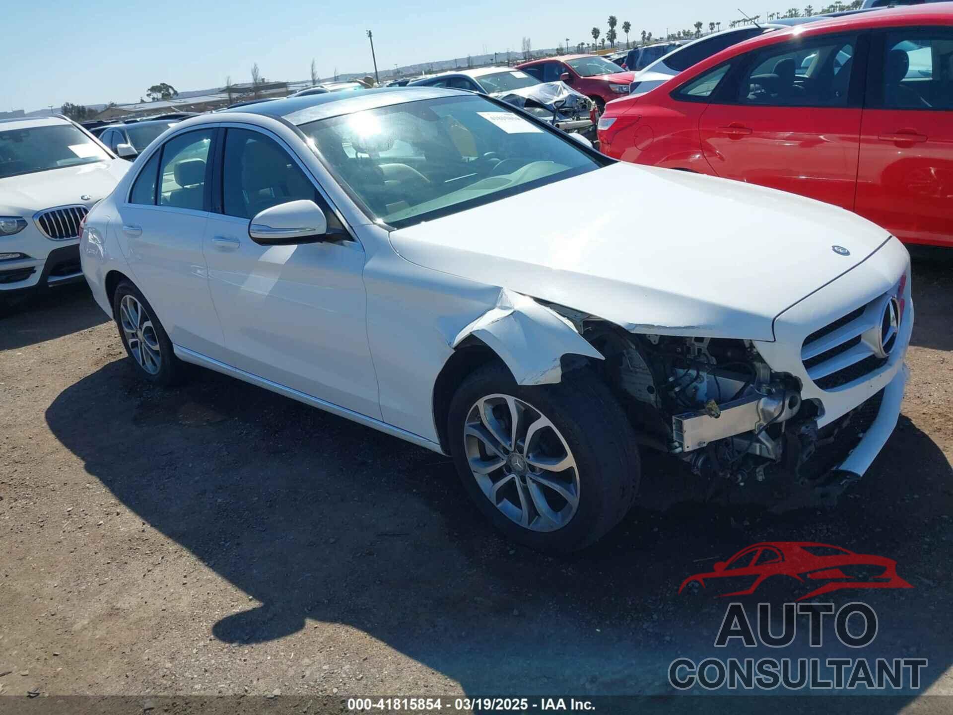 MERCEDES-BENZ C 300 2015 - 55SWF4KB5FU039626