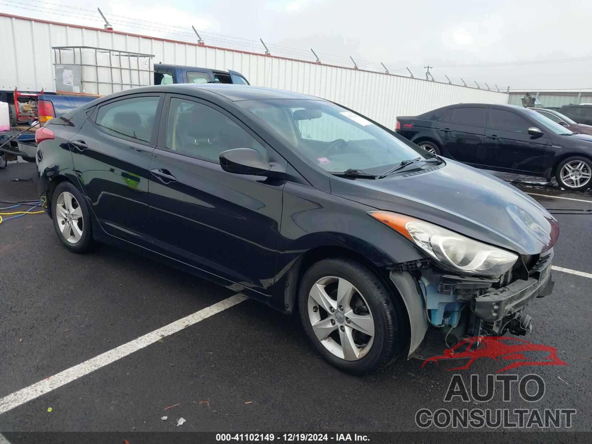 HYUNDAI ELANTRA 2013 - KMHDH4AE4DU569164