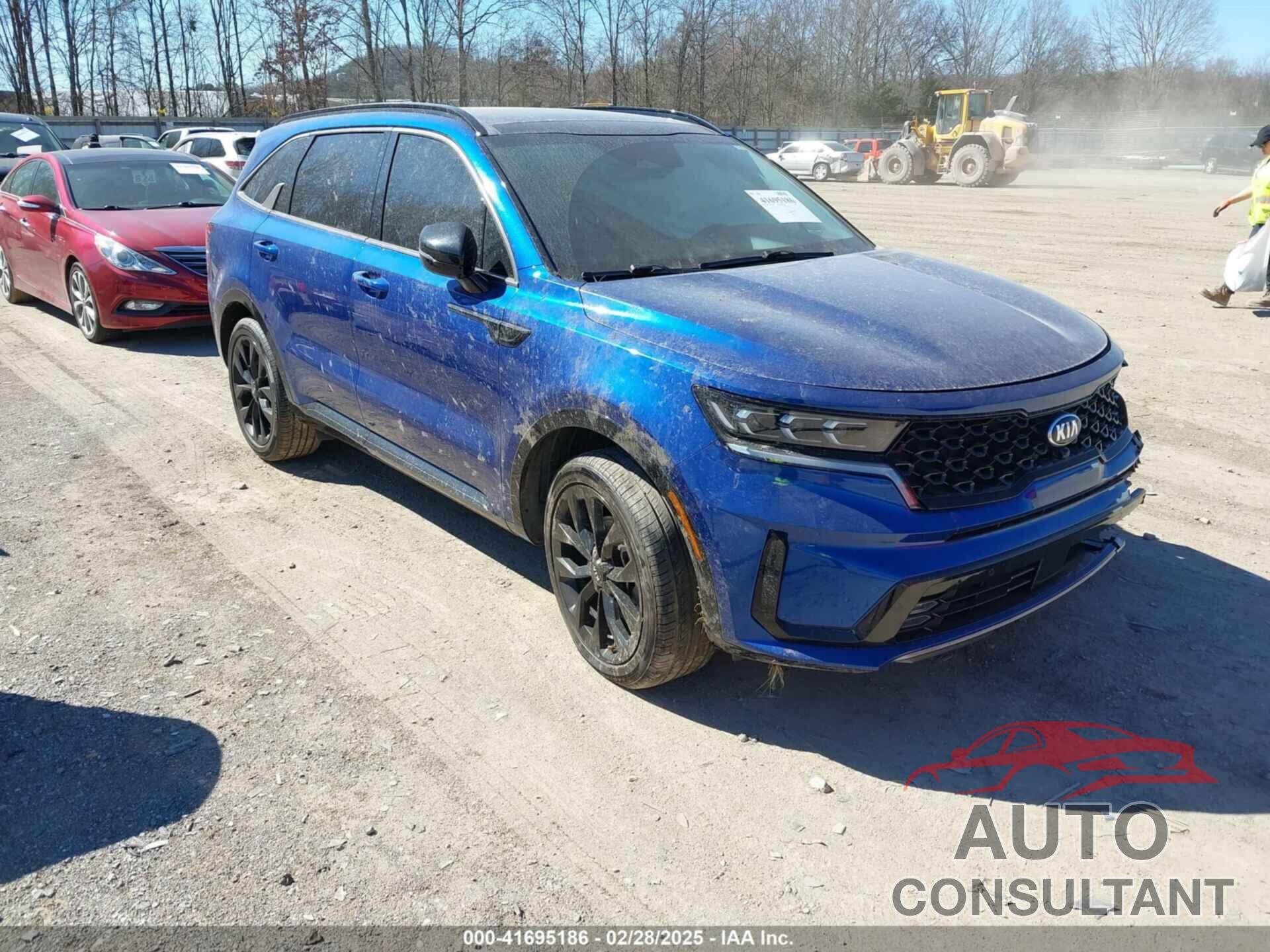 KIA SORENTO 2021 - 5XYRK4LF1MG030570