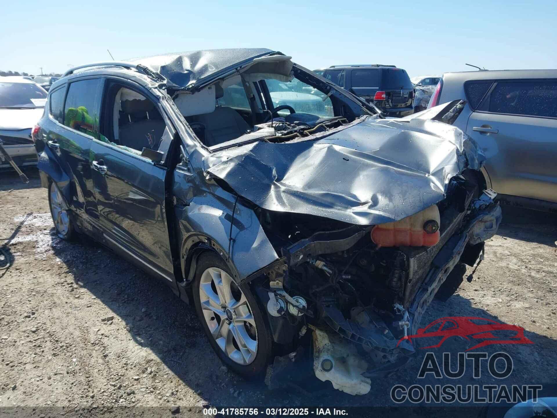 FORD ESCAPE 2015 - 1FMCU0J90FUC10514