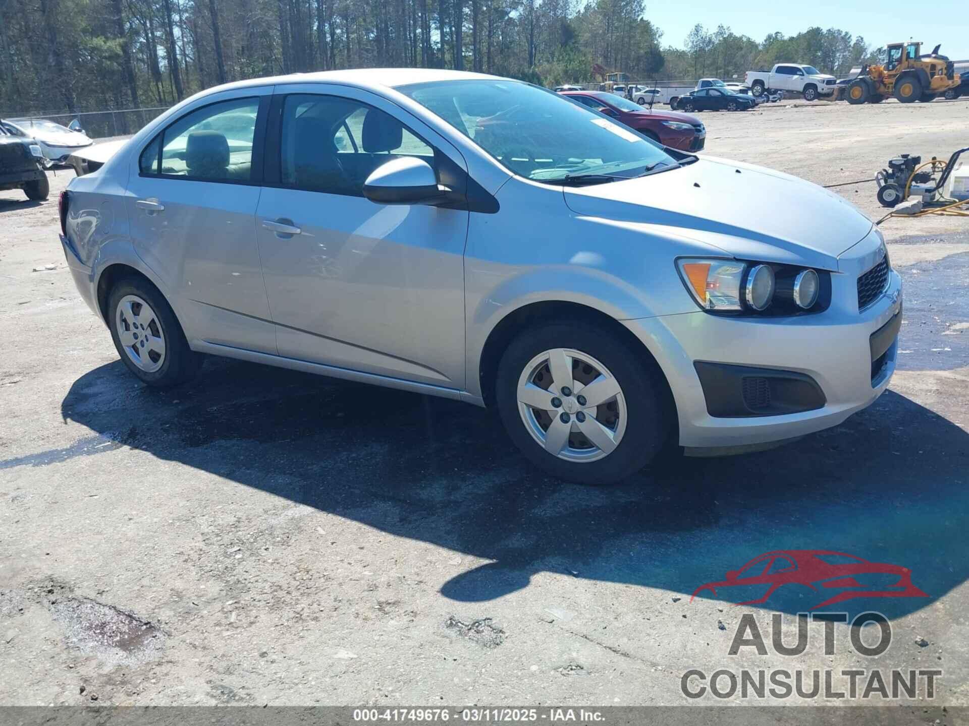 CHEVROLET SONIC 2015 - 1G1JA5SH5F4148334