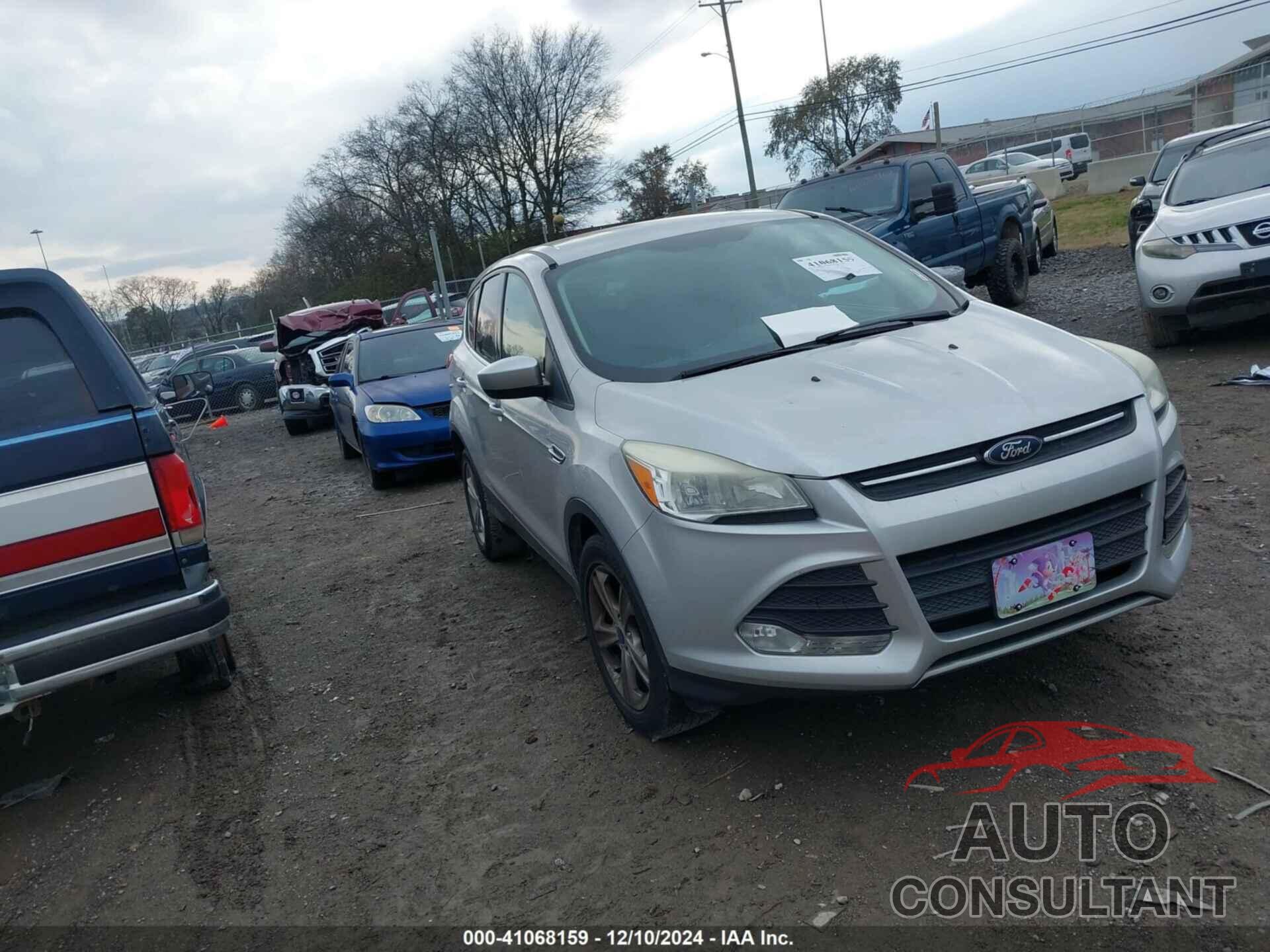 FORD ESCAPE 2015 - 1FMCU0GX8FUA66698