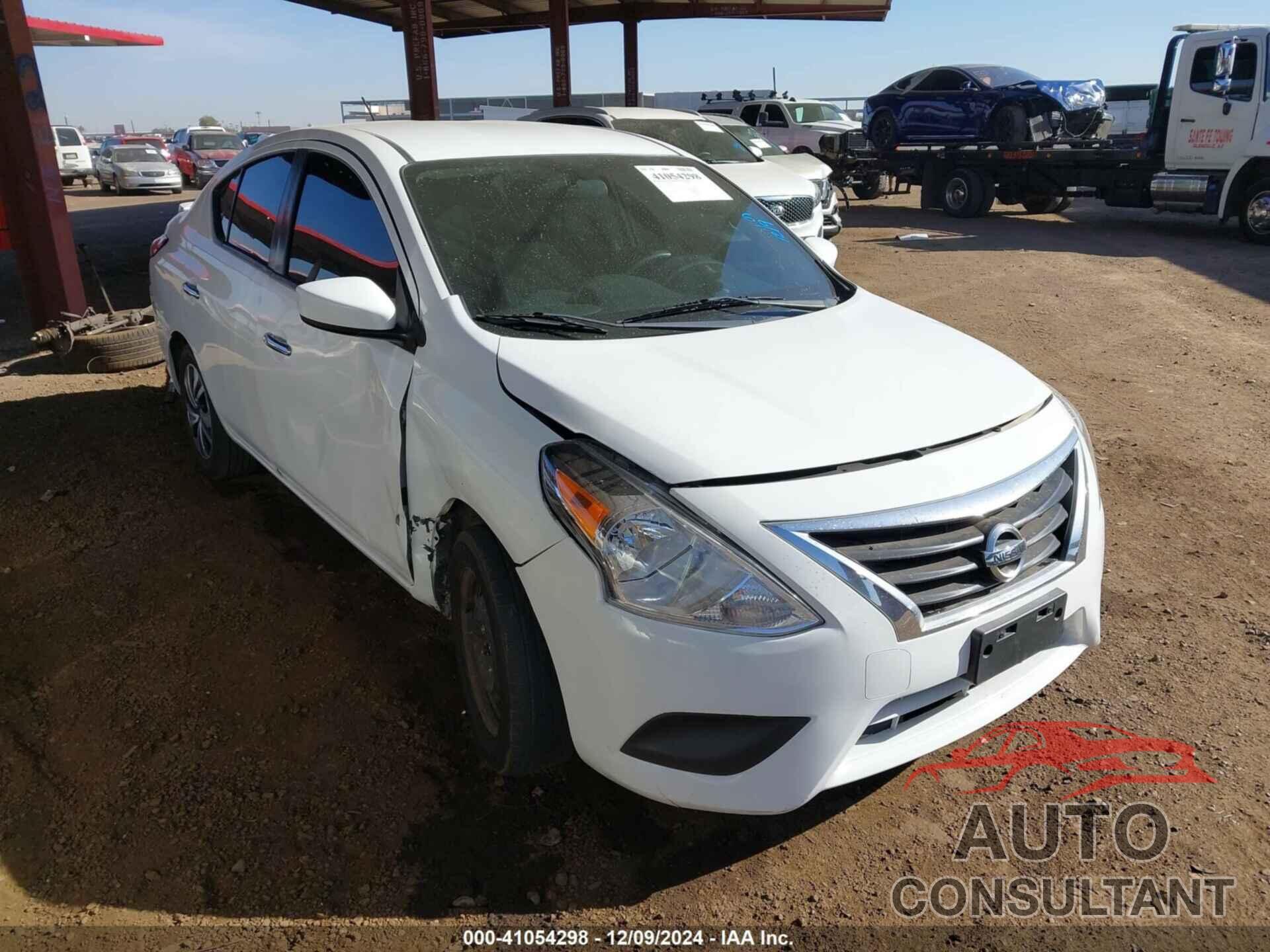 NISSAN VERSA 2019 - 3N1CN7AP1KL826237