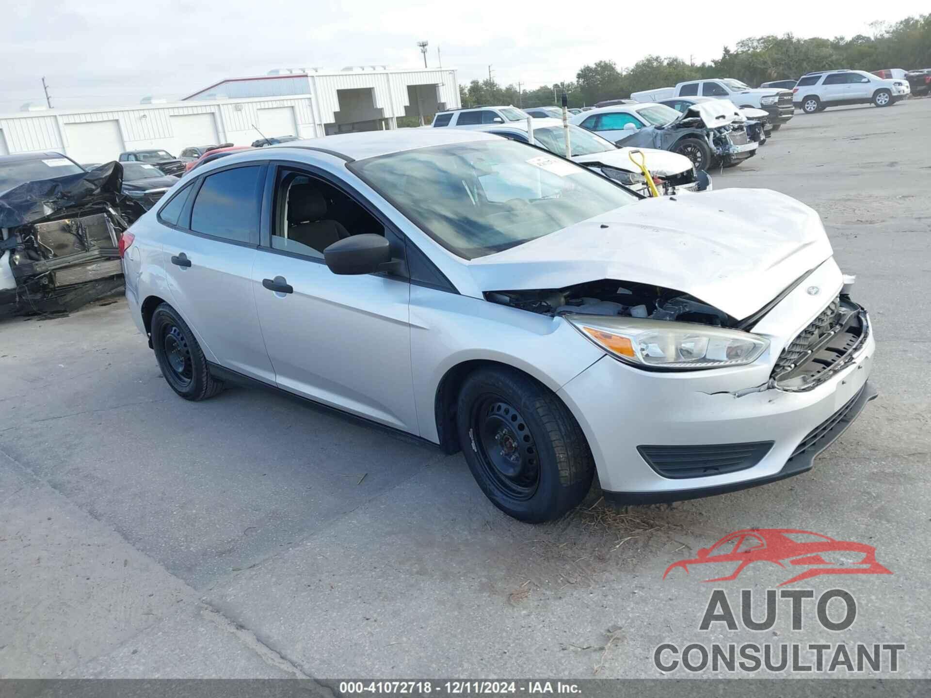 FORD FOCUS 2018 - 1FADP3E22JL321357