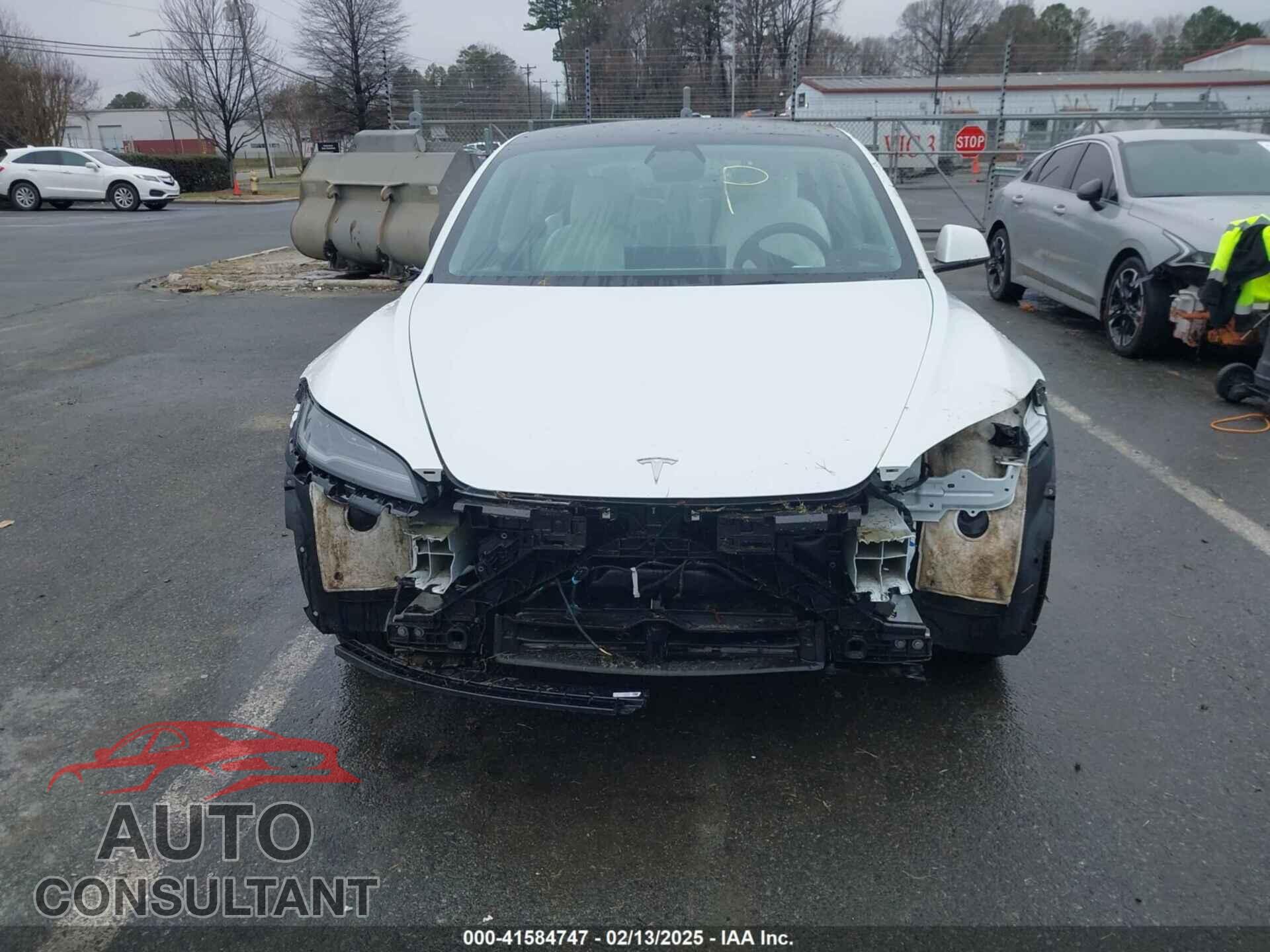 TESLA MODEL 3 2024 - 5YJ3E1EA9RF857020