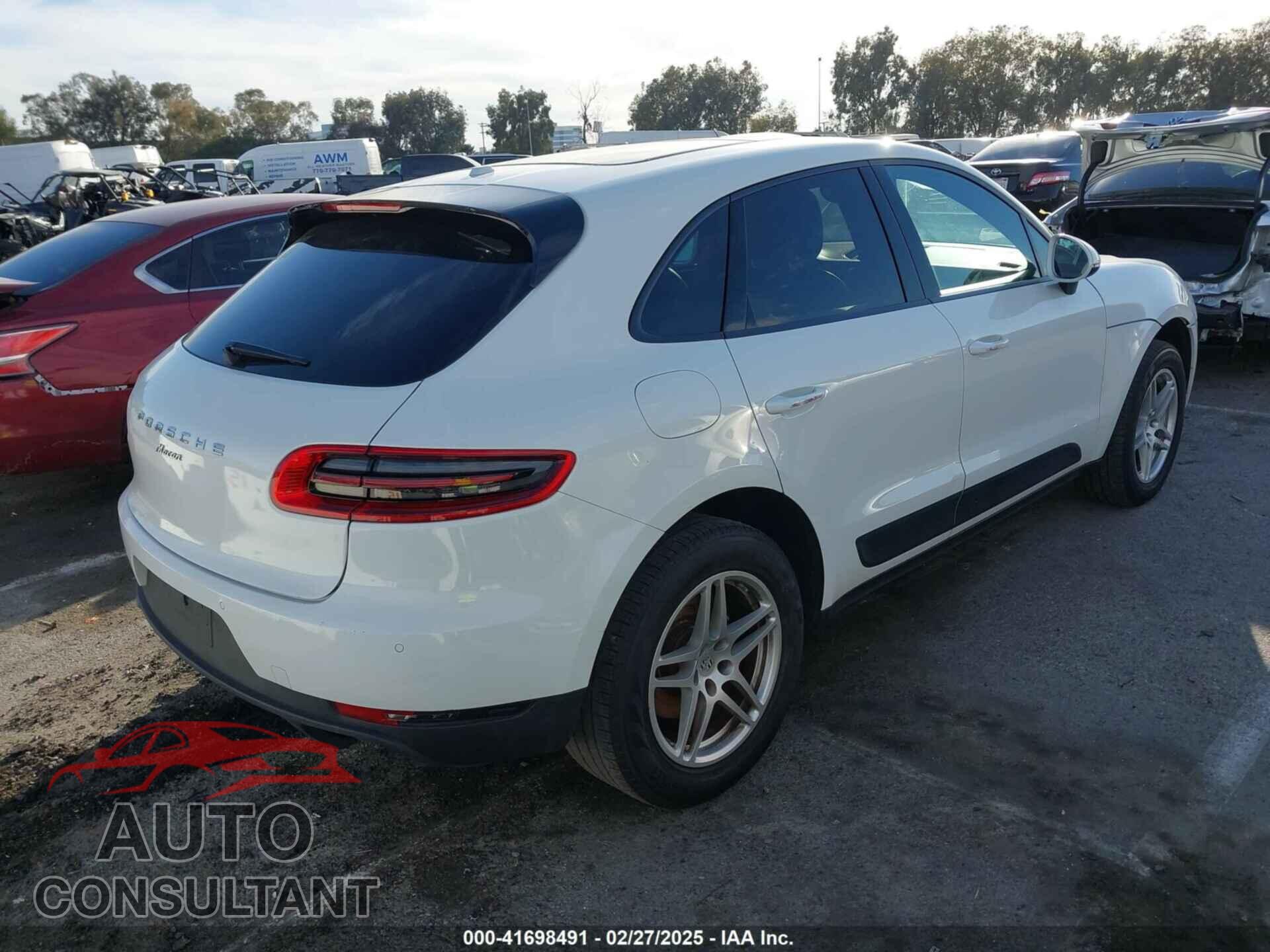 PORSCHE MACAN 2017 - WP1AA2A57HLB04646