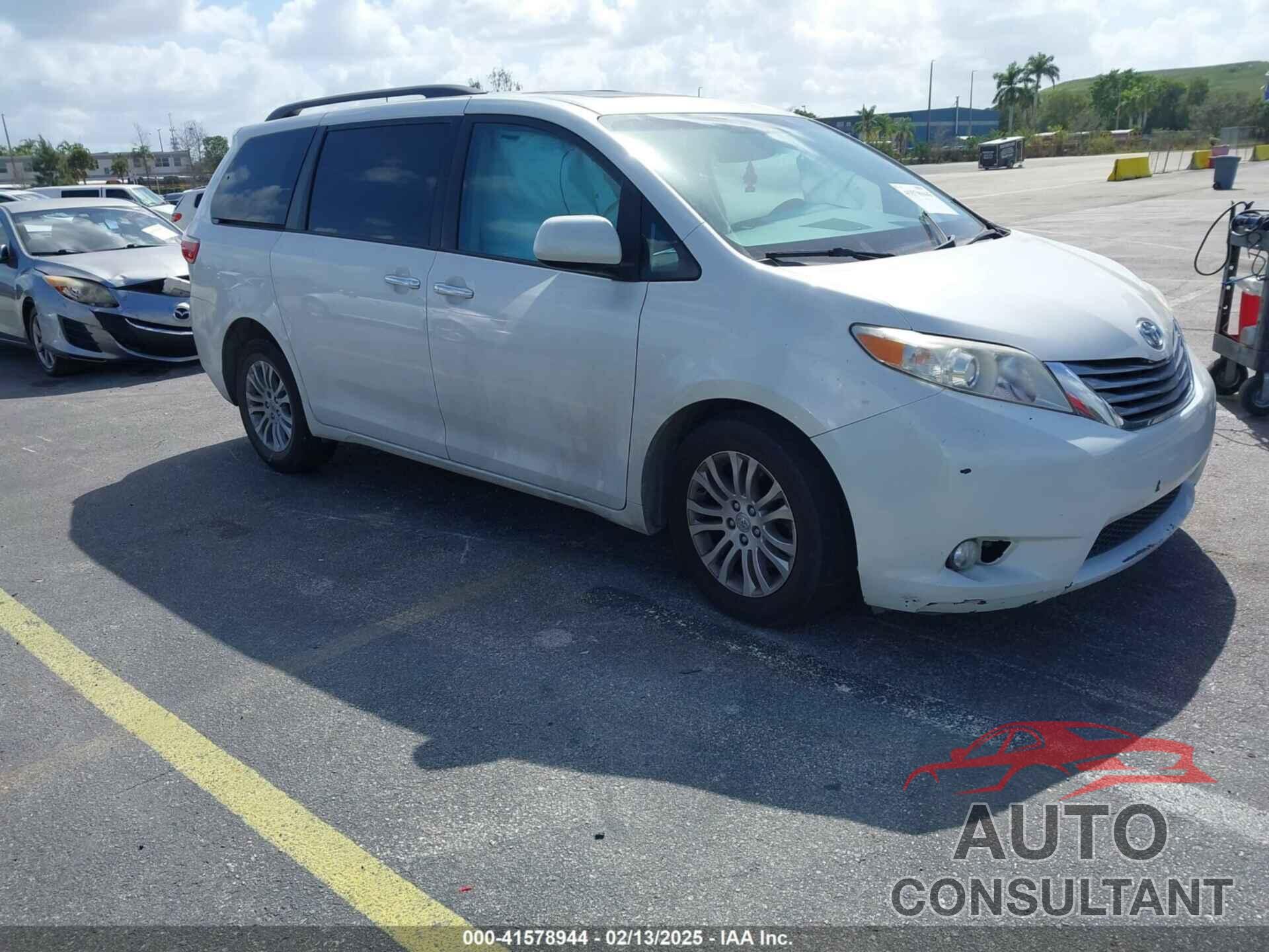 TOYOTA SIENNA 2017 - 5TDYZ3DC3HS899086