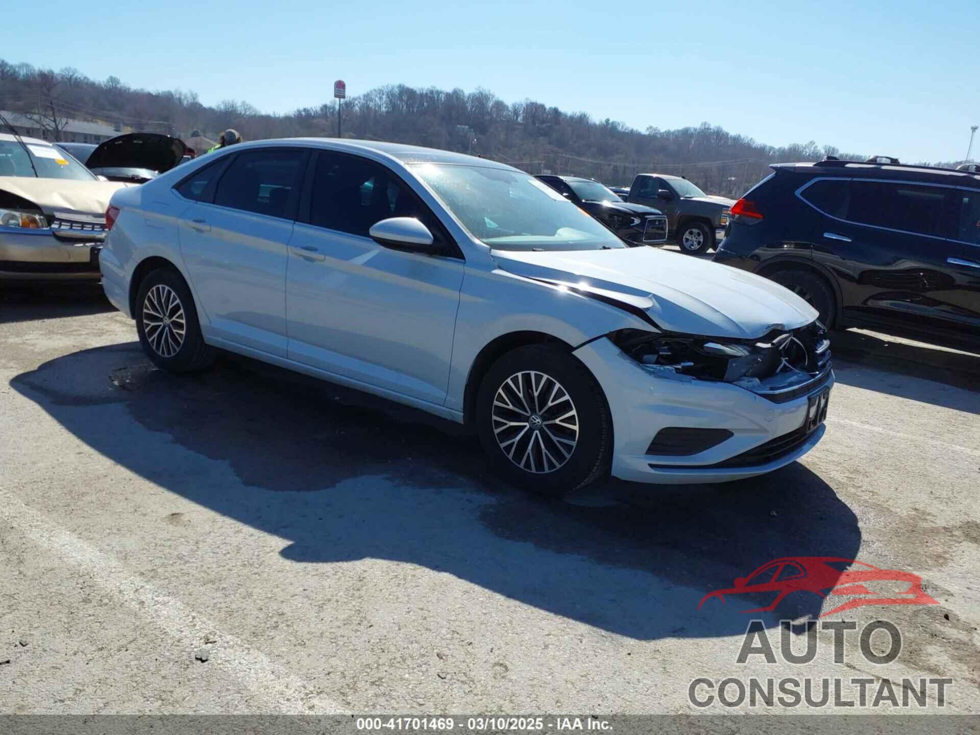 VOLKSWAGEN JETTA 2019 - 3VWC57BU8KM139474
