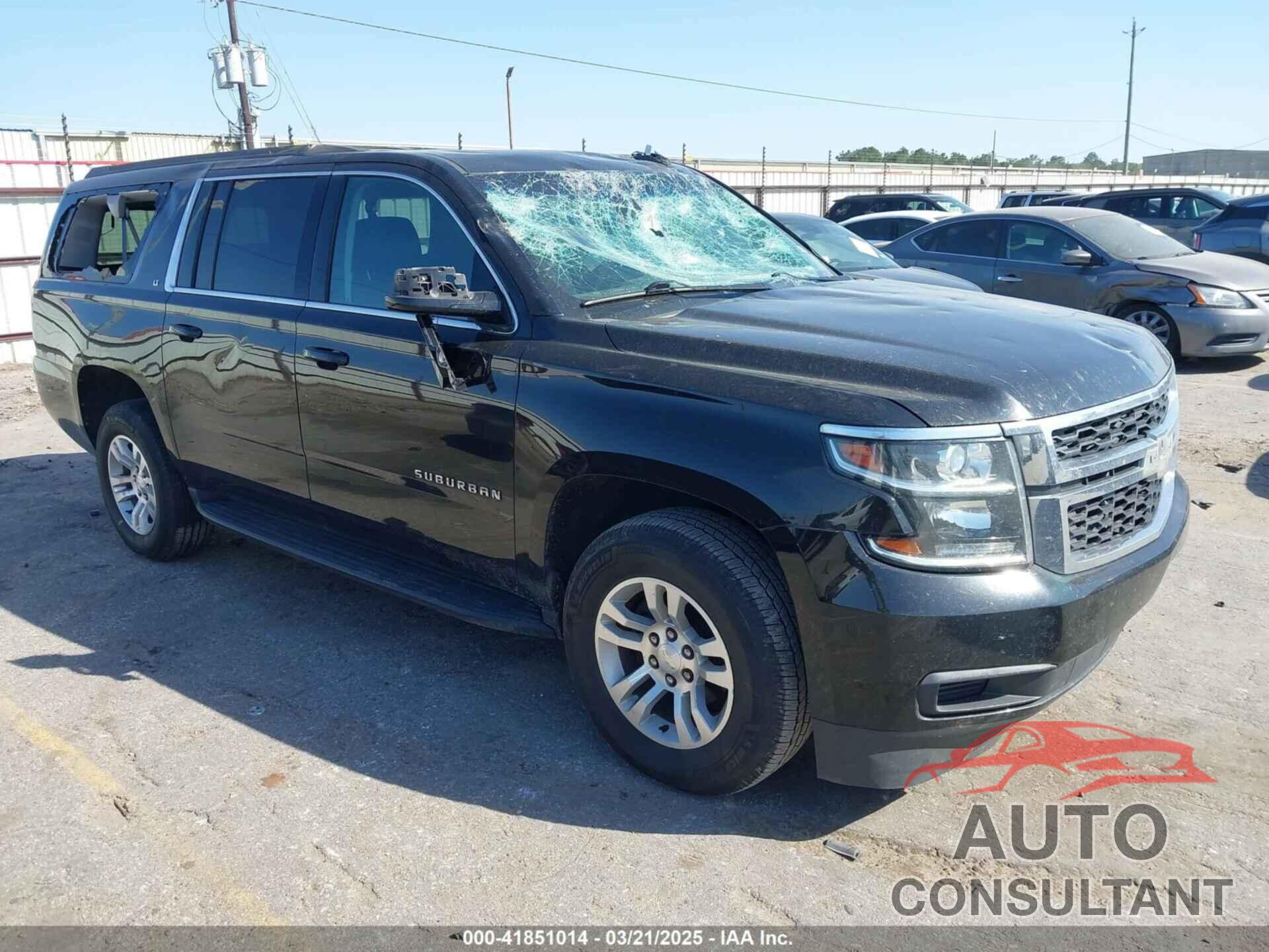 CHEVROLET SUBURBAN 2019 - 1GNSKHKC3KR285095