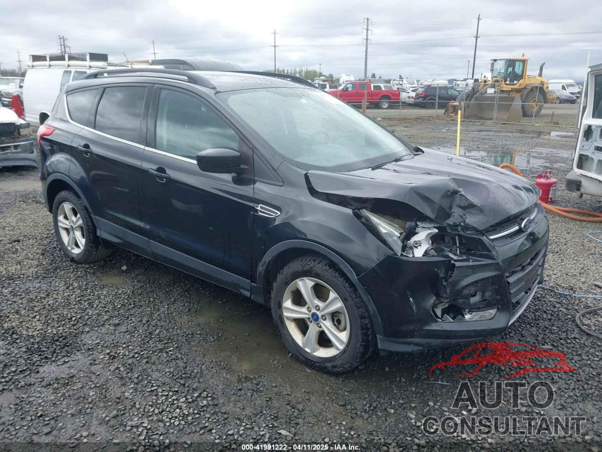 FORD ESCAPE 2015 - 1FMCU9G98FUA26059