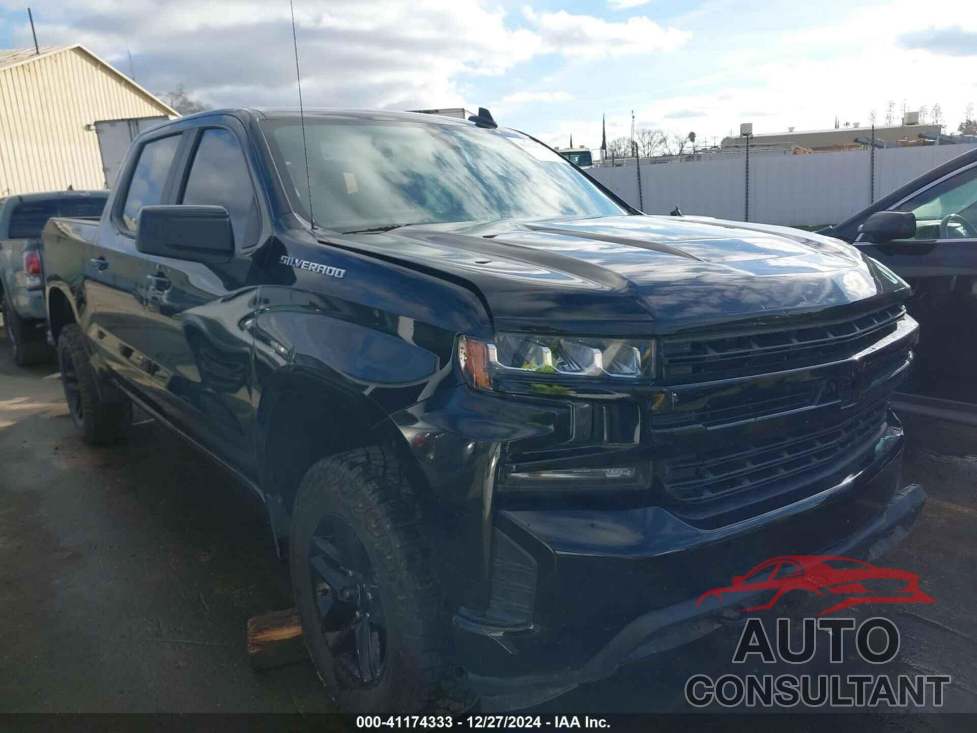 CHEVROLET SILVERADO 1500 2020 - 1GCUYDED5LZ279538
