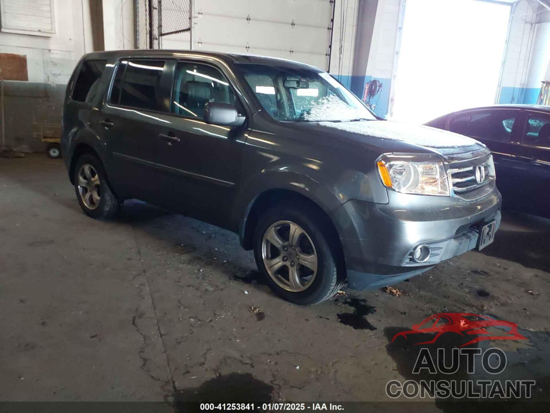 HONDA PILOT 2013 - 5FNYF4H59DB051836