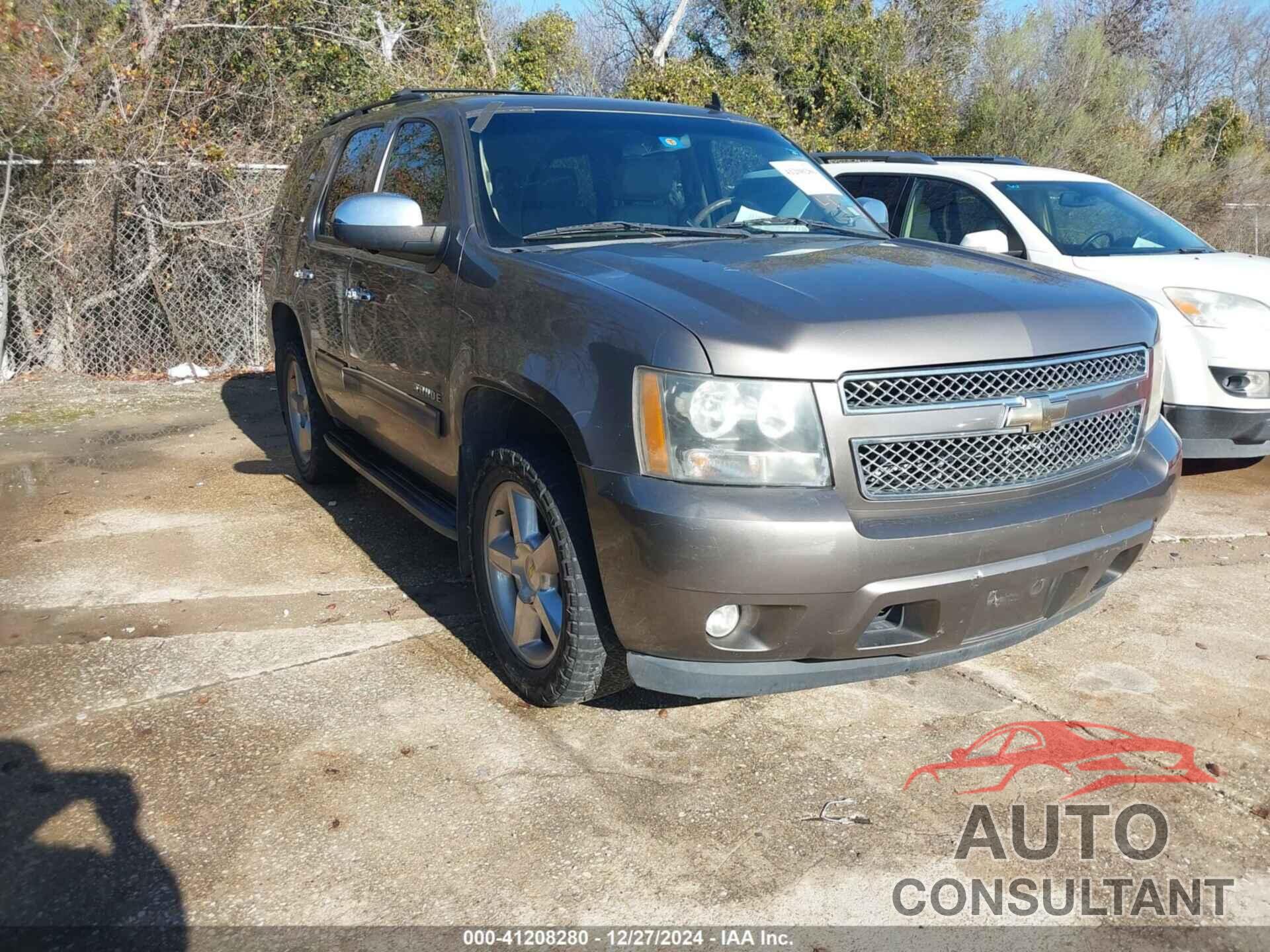 CHEVROLET TAHOE 2011 - 1GNSCBE07BR393392