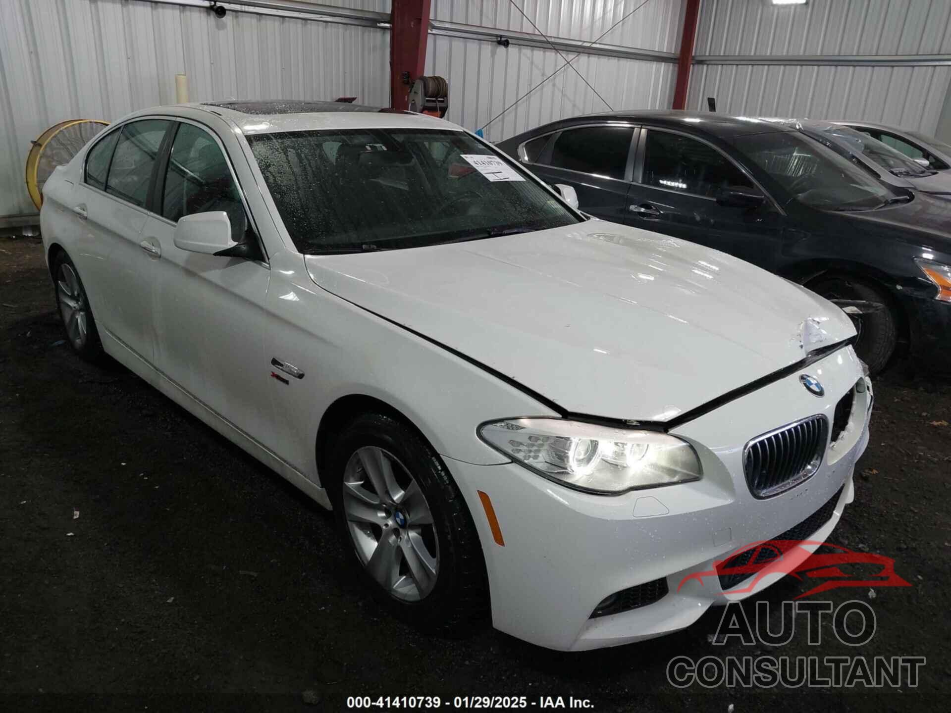 BMW 528I 2012 - WBAXH5C50CDW10907