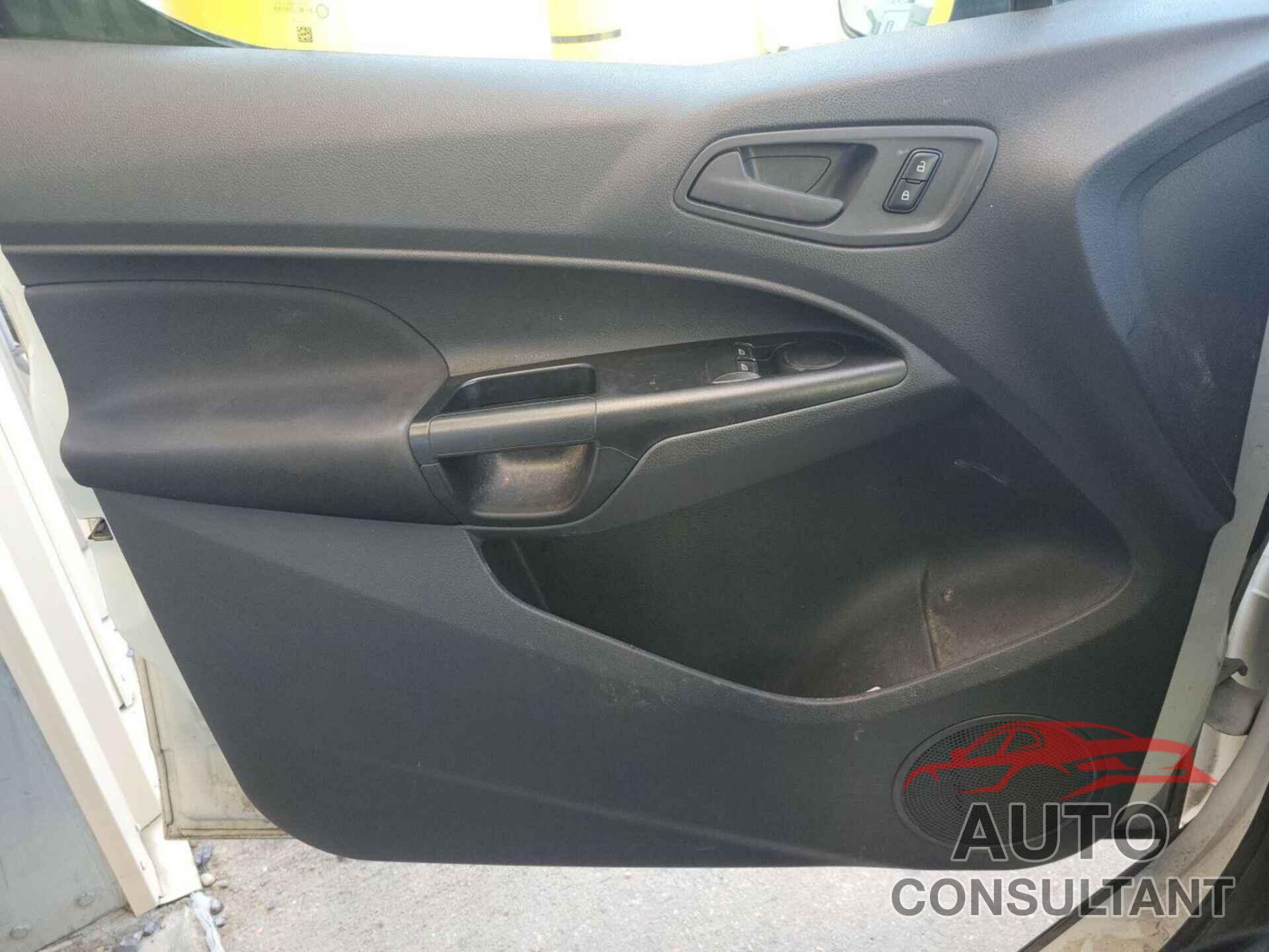 FORD TRANSIT CONNECT 2018 - NM0LS7E7XJ1372976