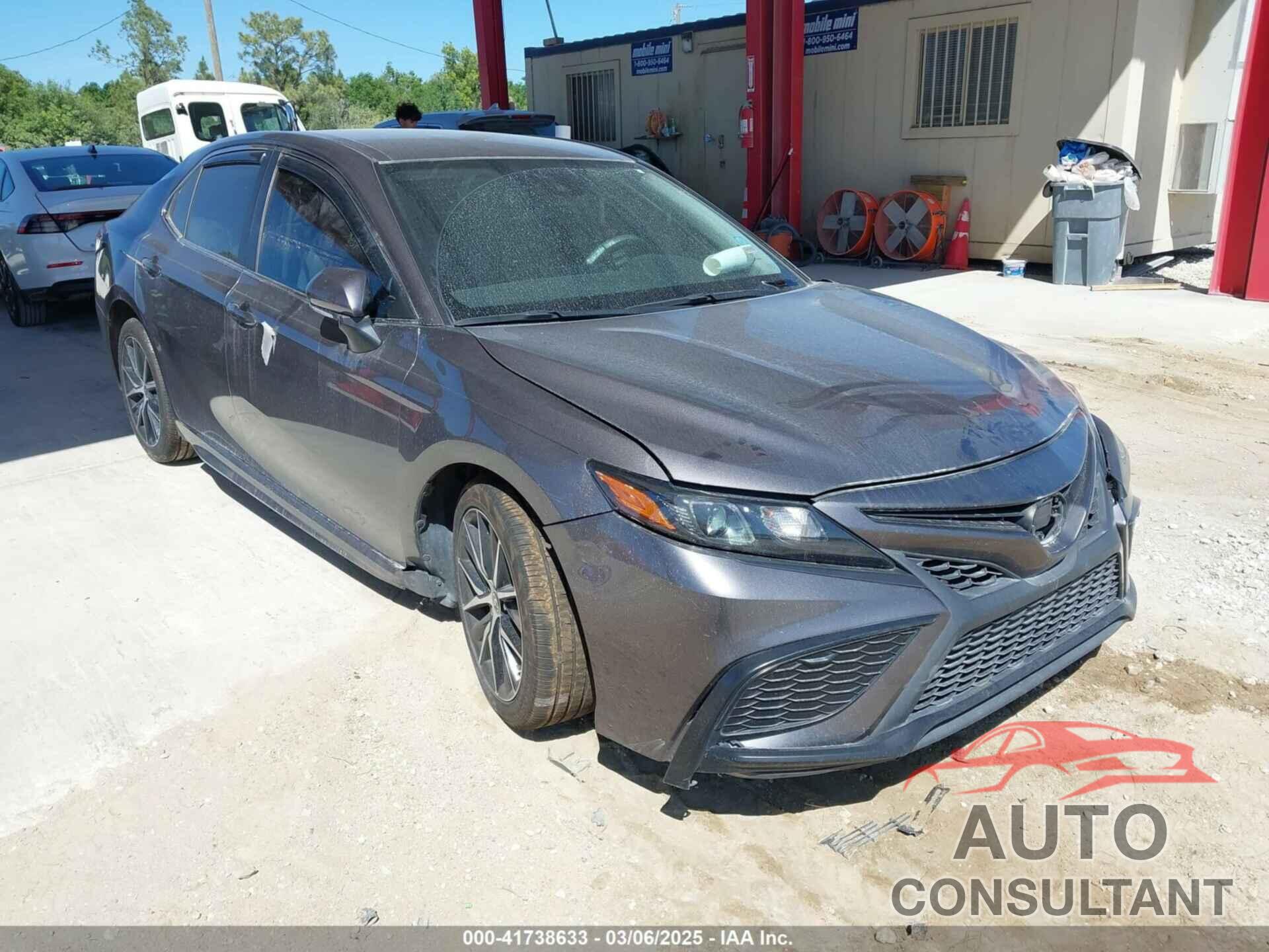 TOYOTA CAMRY 2022 - 4T1T11AK9NU617960