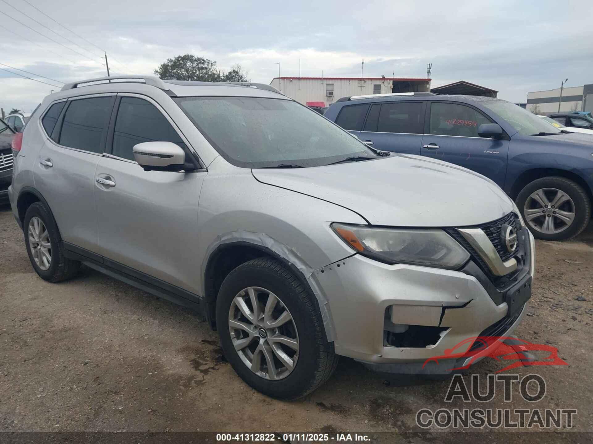 NISSAN ROGUE 2017 - 5N1AT2MV3HC770146