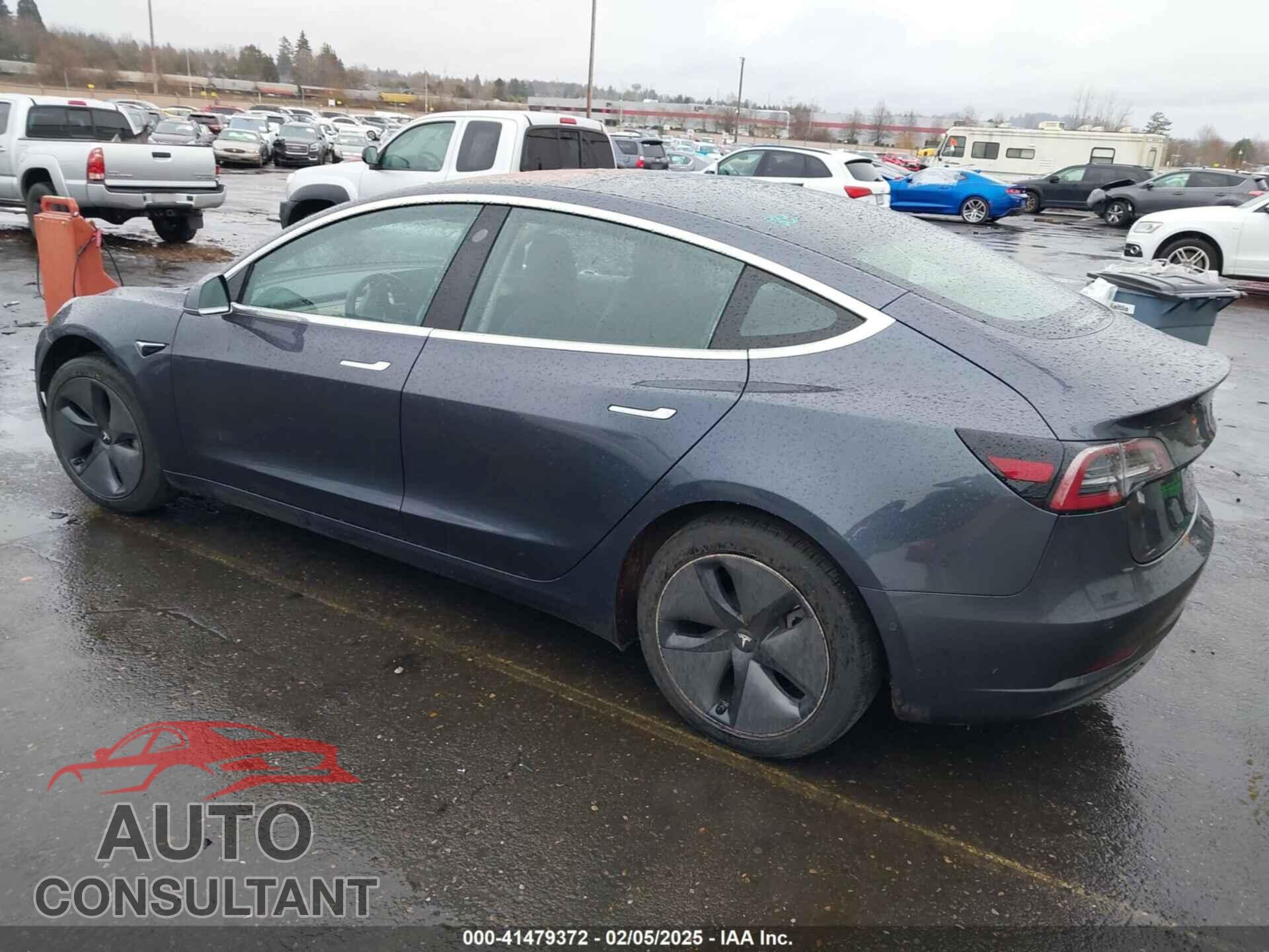 TESLA MODEL 3 2018 - 5YJ3E1EA5JF053754