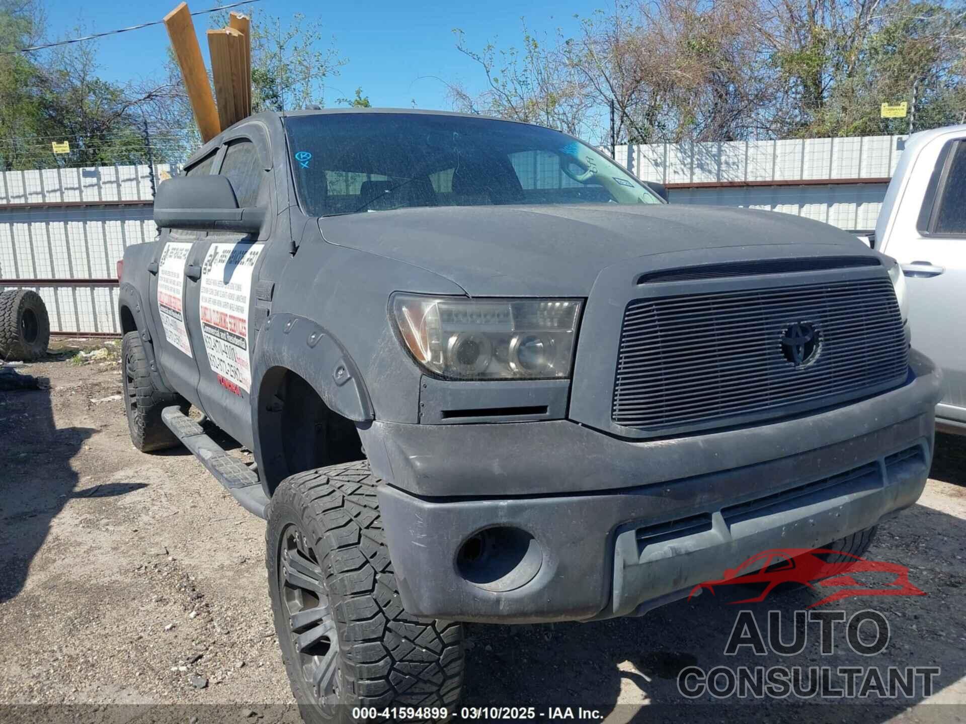 TOYOTA TUNDRA 2013 - 5TFDW5F14DX279527