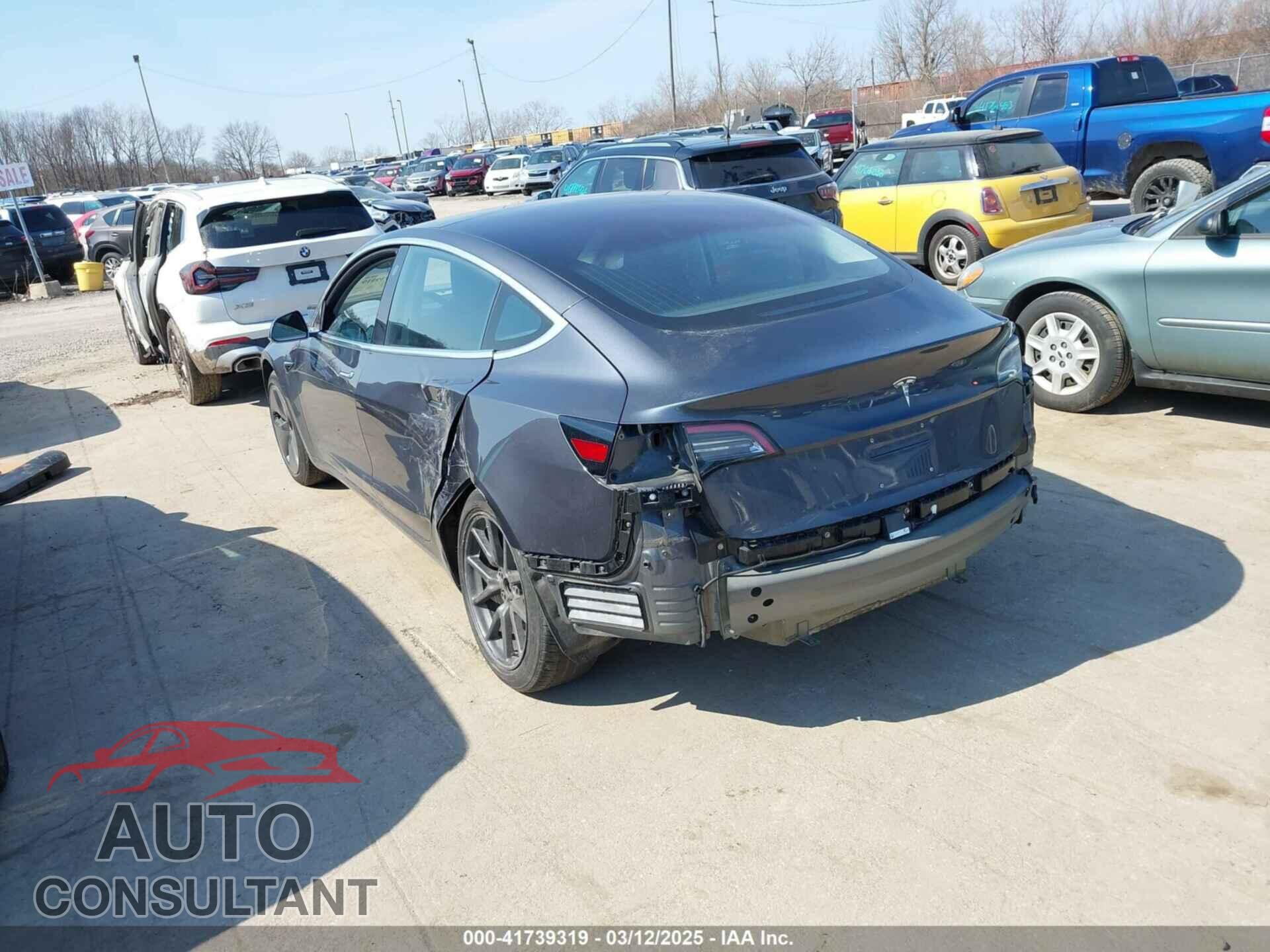 TESLA MODEL 3 2018 - 5YJ3E1EA3JF033583