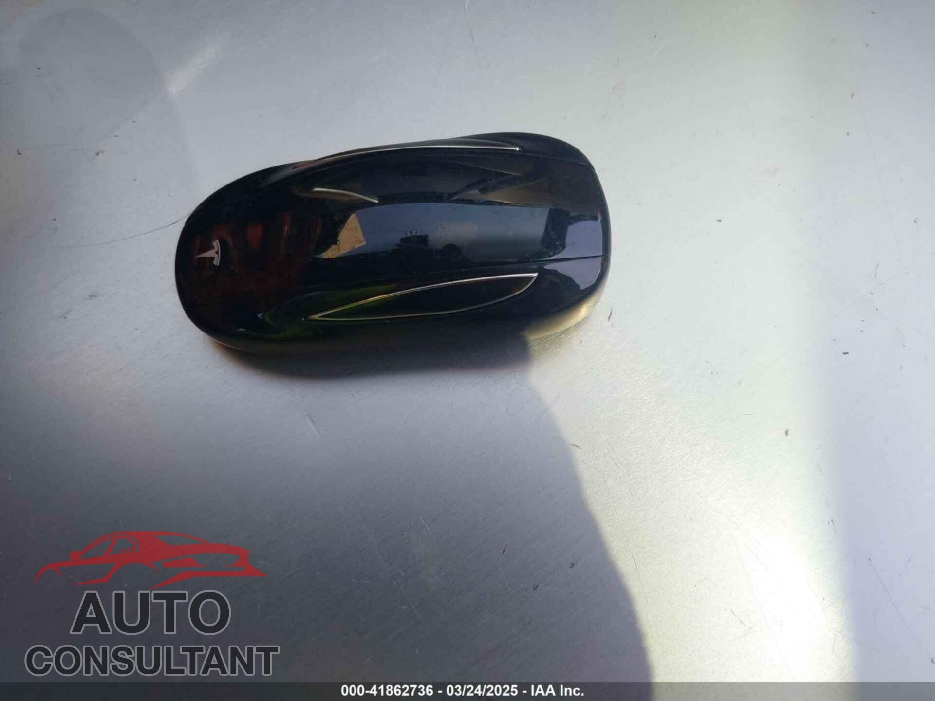 TESLA MODEL X 2016 - 5YJXCBE2XGF013295