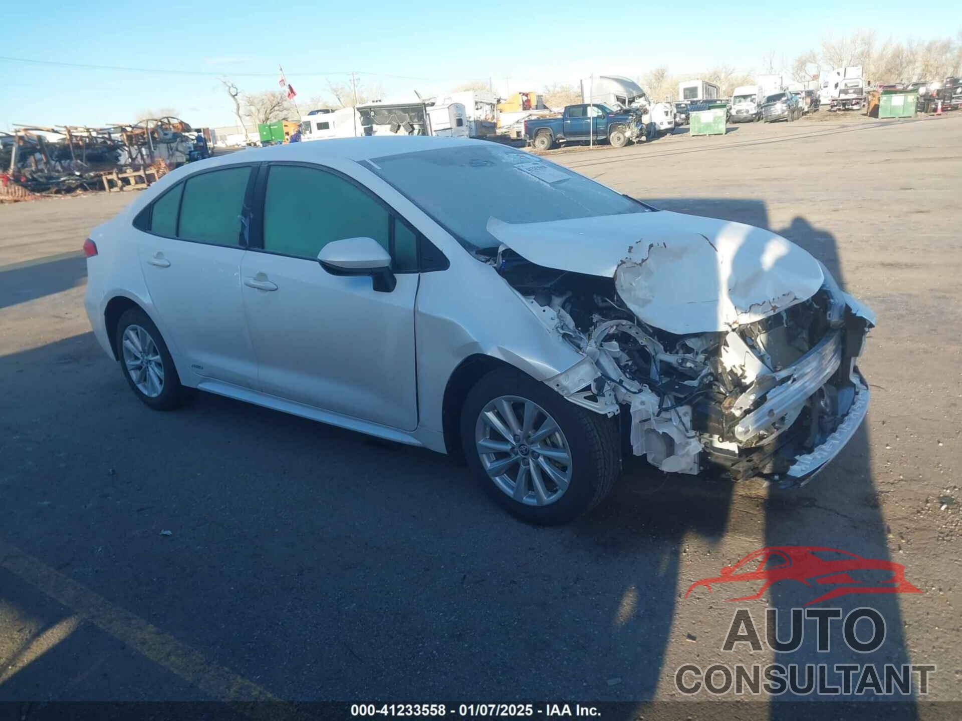 TOYOTA COROLLA 2024 - JTDBDMHE0R3015419