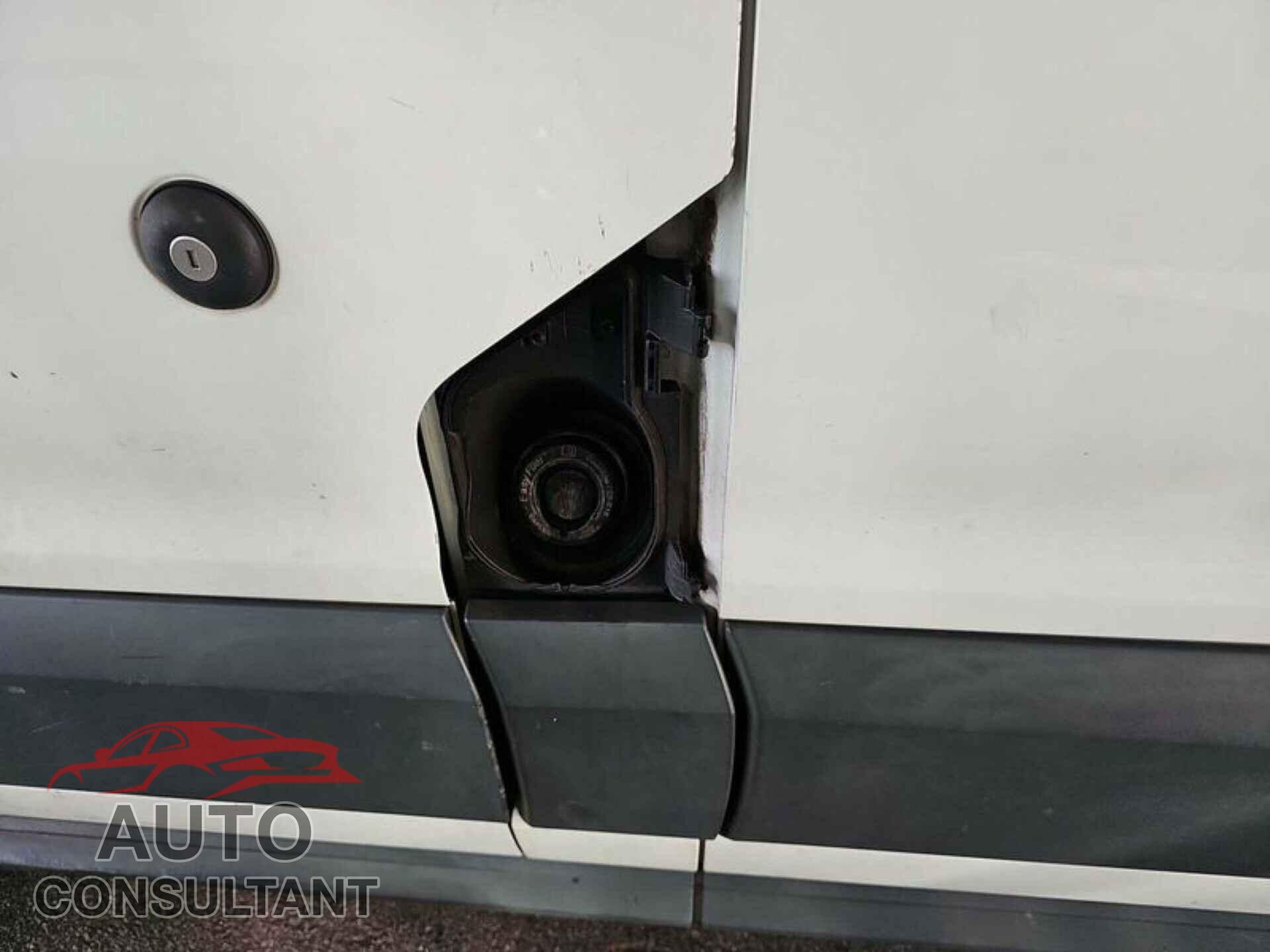FORD TRANSIT 2018 - 1FTYE1YM8JKB52051