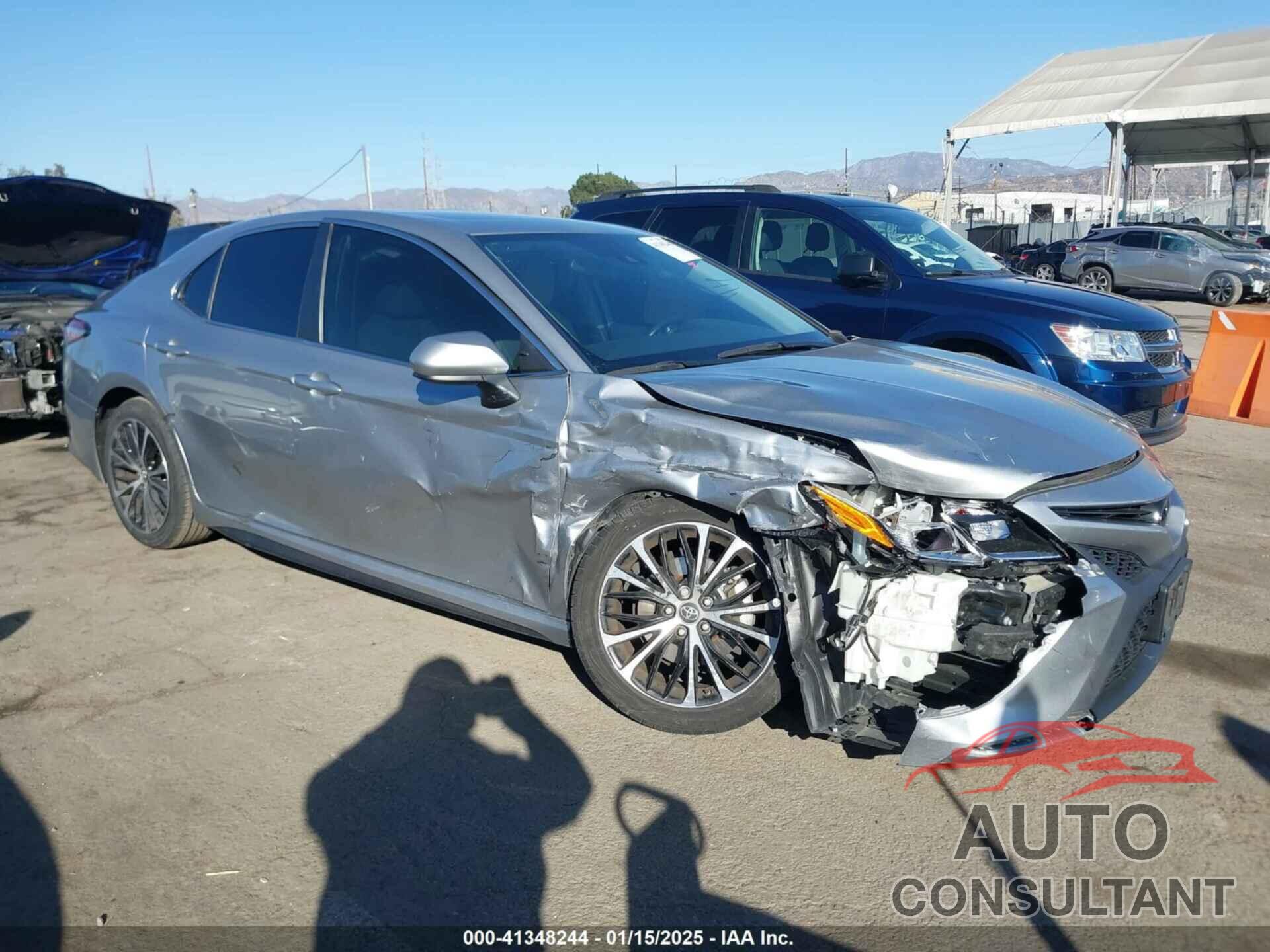 TOYOTA CAMRY 2019 - 4T1B11HK3KU214893