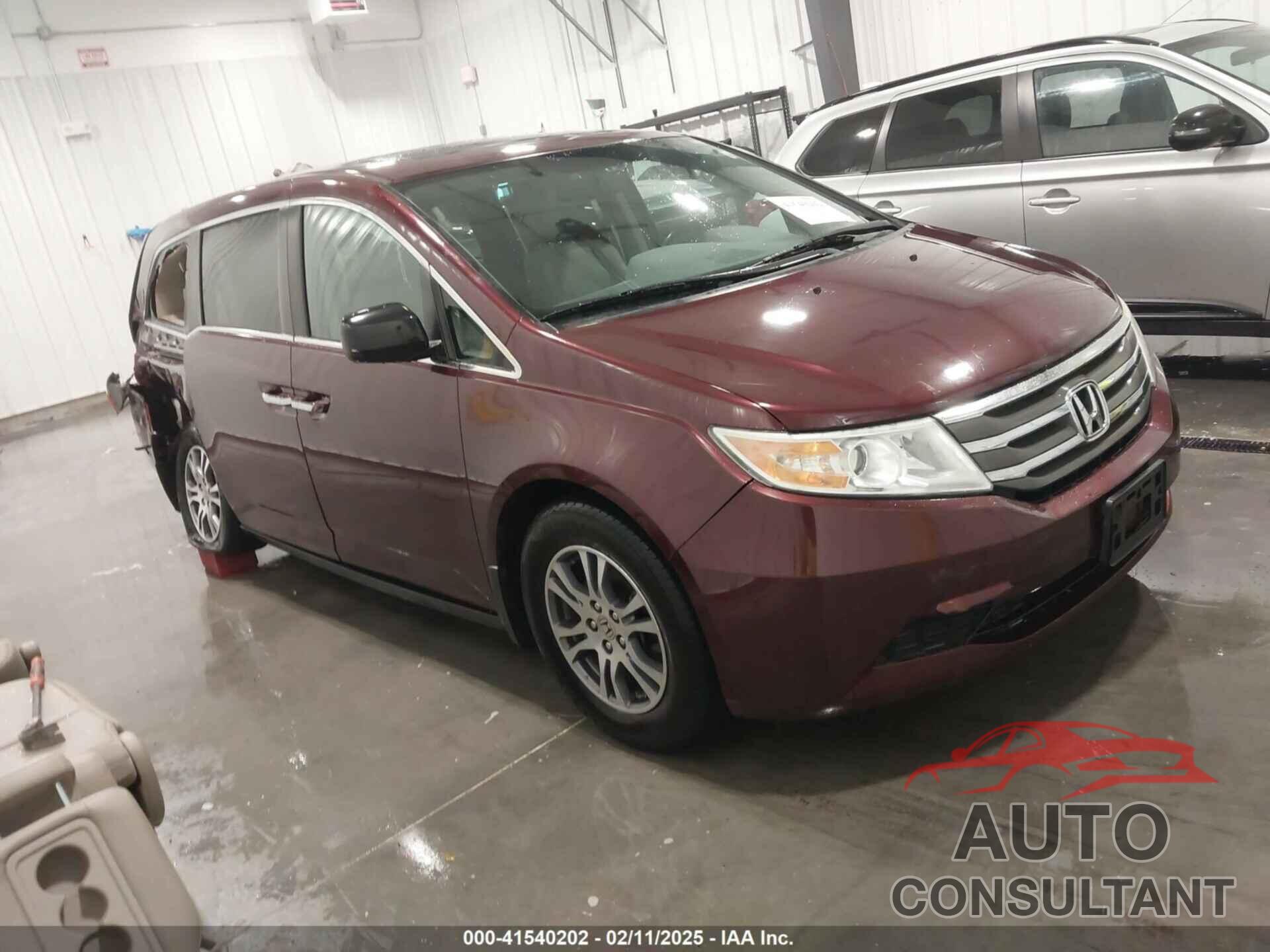 HONDA ODYSSEY 2013 - 5FNRL5H60DB040235