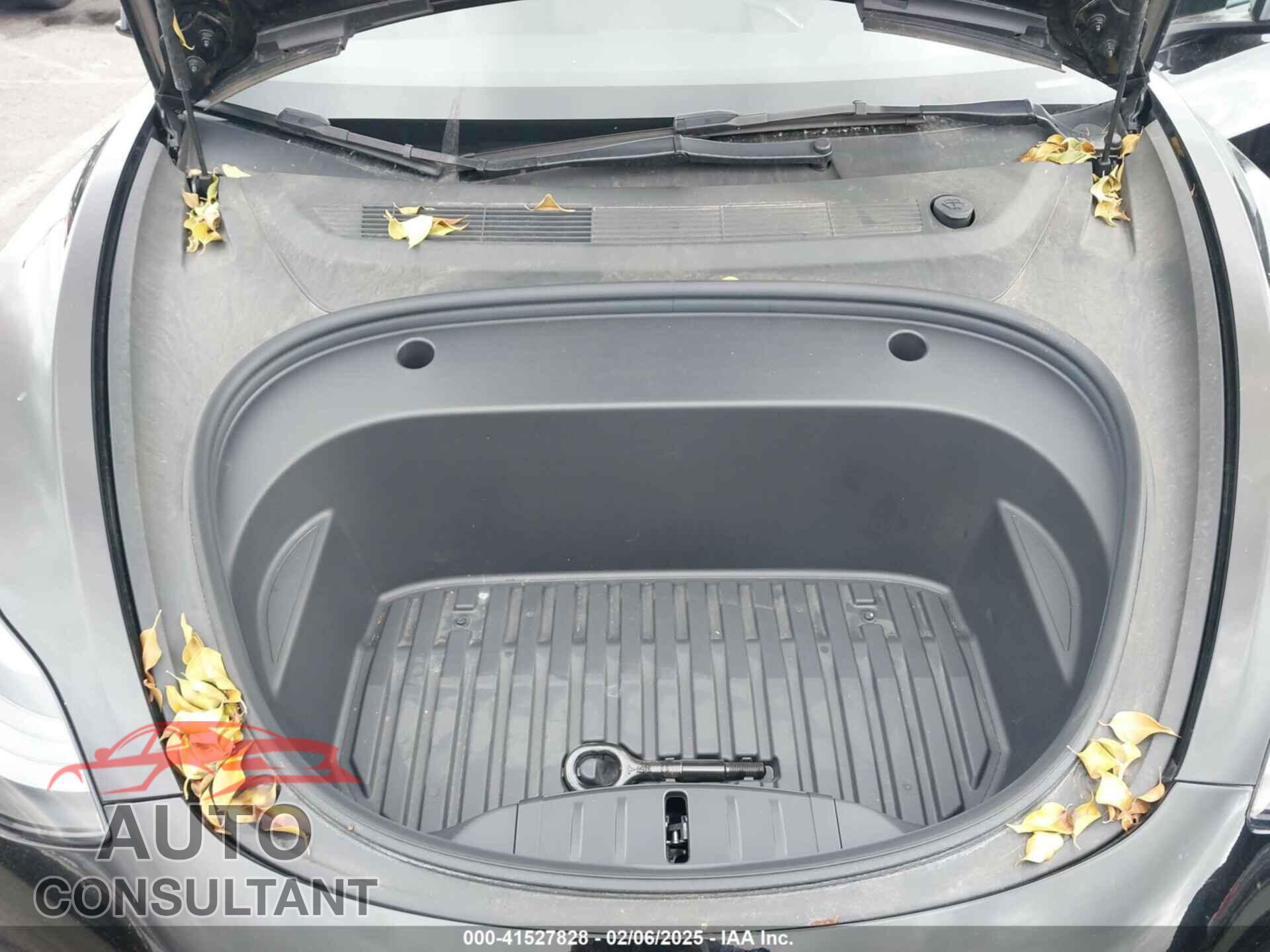 TESLA MODEL 3 2023 - 5YJ3E1EA7PF425166