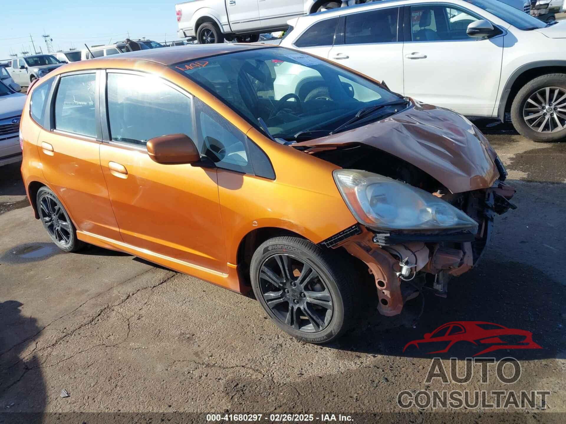 HONDA FIT 2010 - JHMGE8G45AS027321