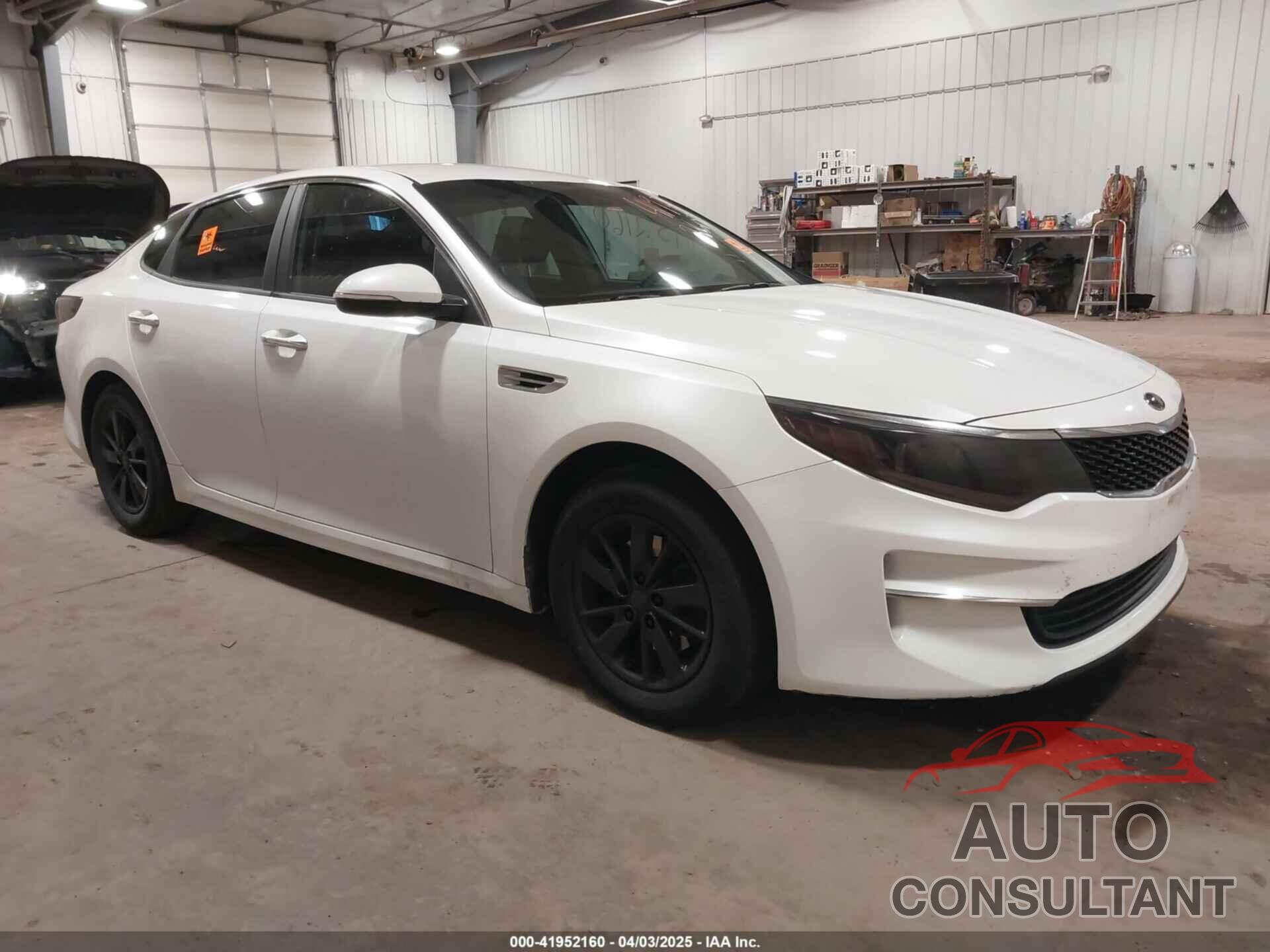 KIA OPTIMA 2017 - KNAGT4L31H5170348