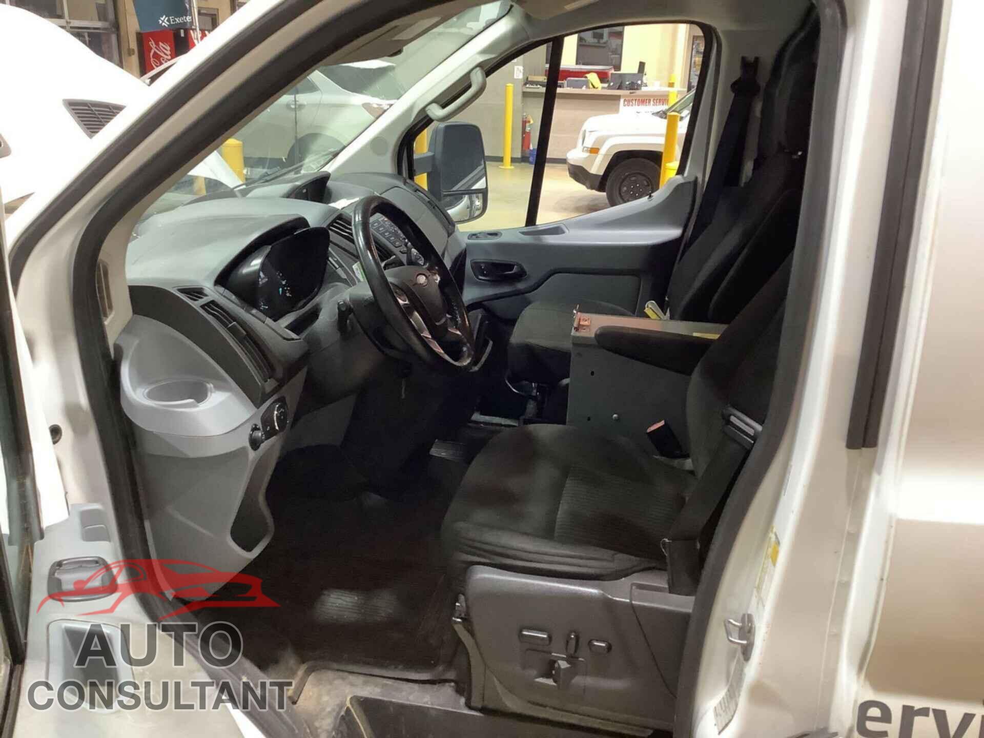 FORD TRANSIT-250 2019 - 1FTYR1YG6KKB57782